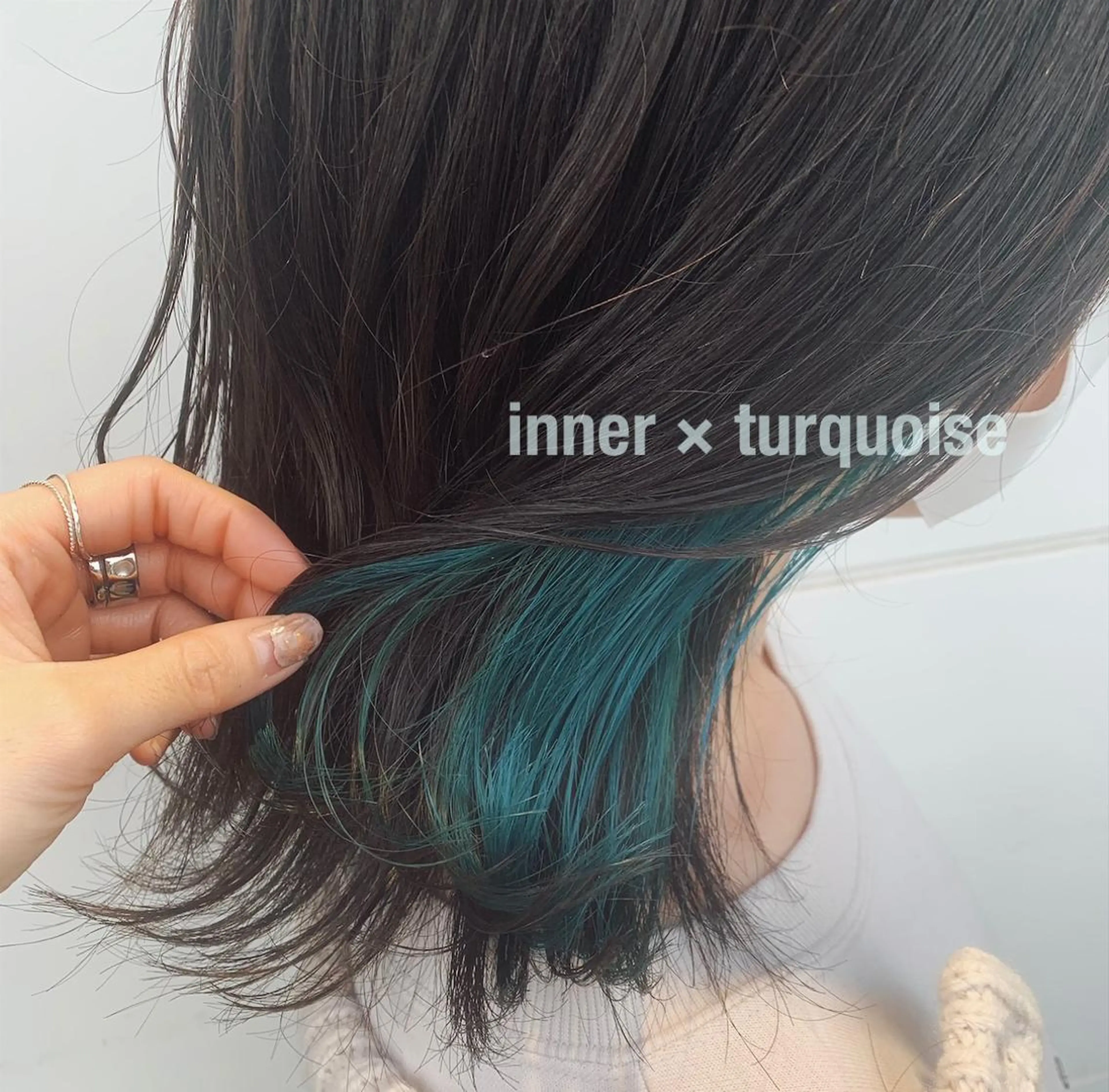 ミディアム カラー RINA🧤 デザインとボブのヘアスタイル