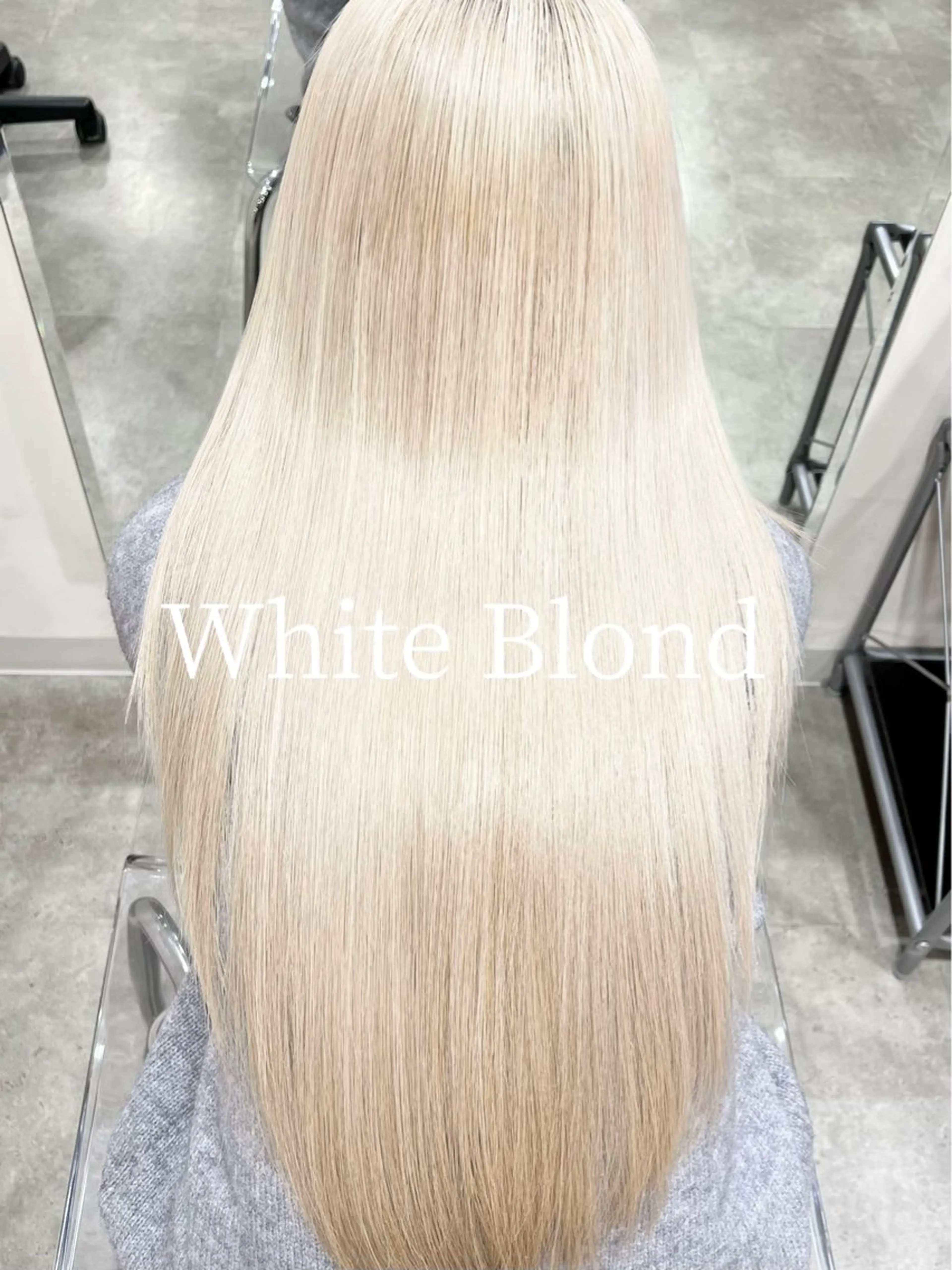 ロング ヘアカラー Hanna by W_SALONのヘアスタイル