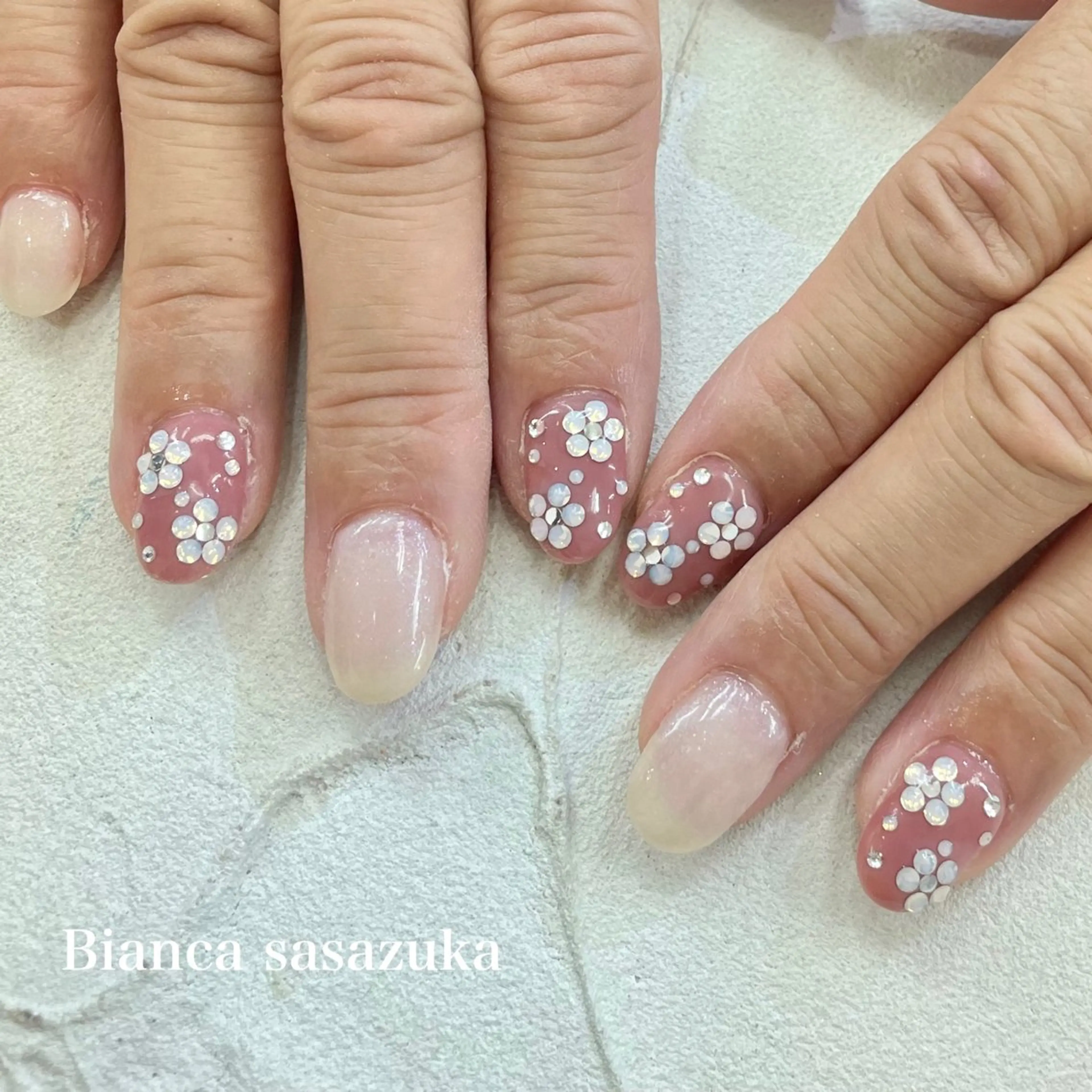 ネイル ハンドネイル MIU🎀笹塚/ パラジェルのネイルデザイン