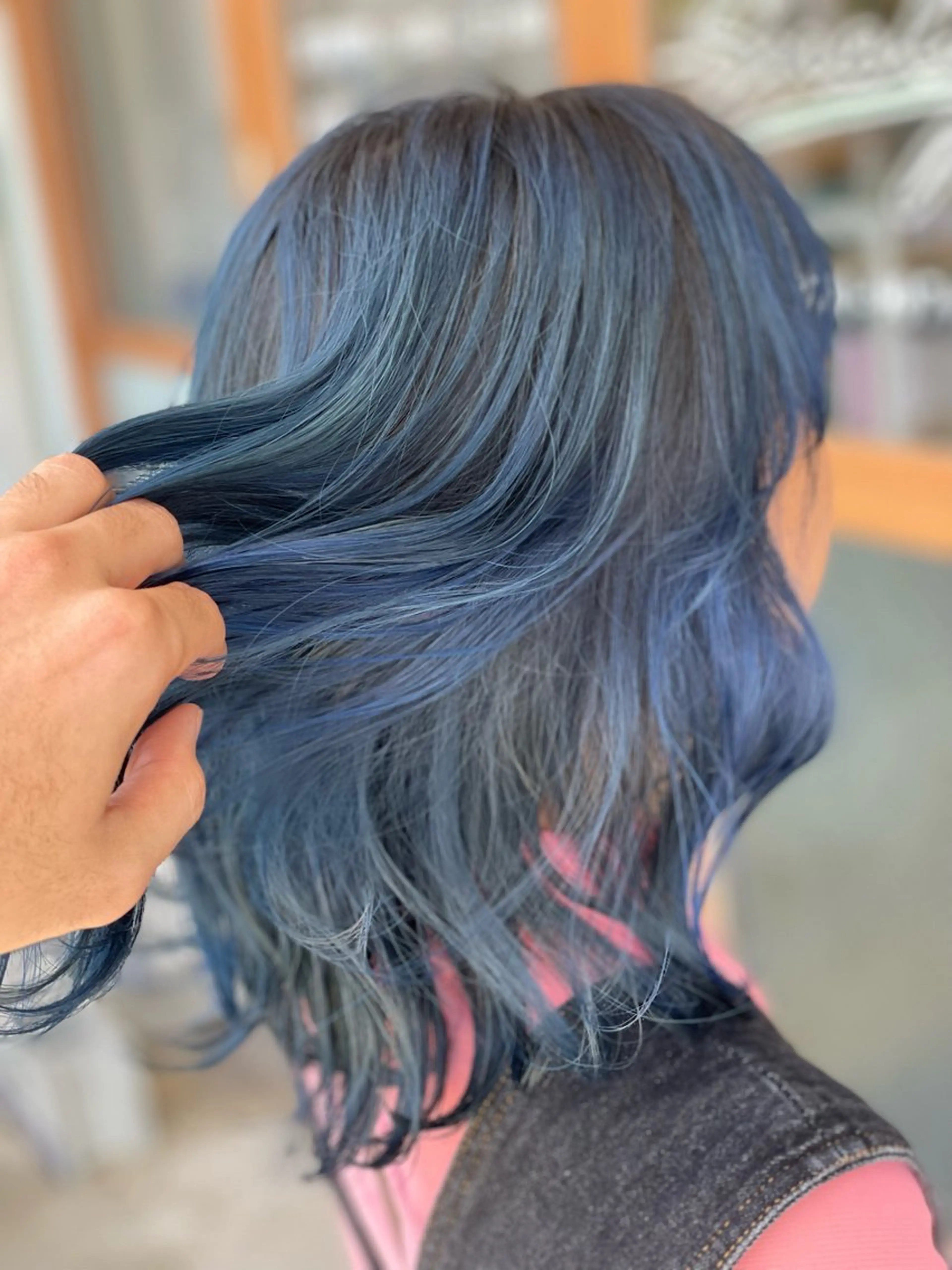 ロング カラー ブリーチ ブルーカラー Snaly カラー特化ページのヘアスタイル