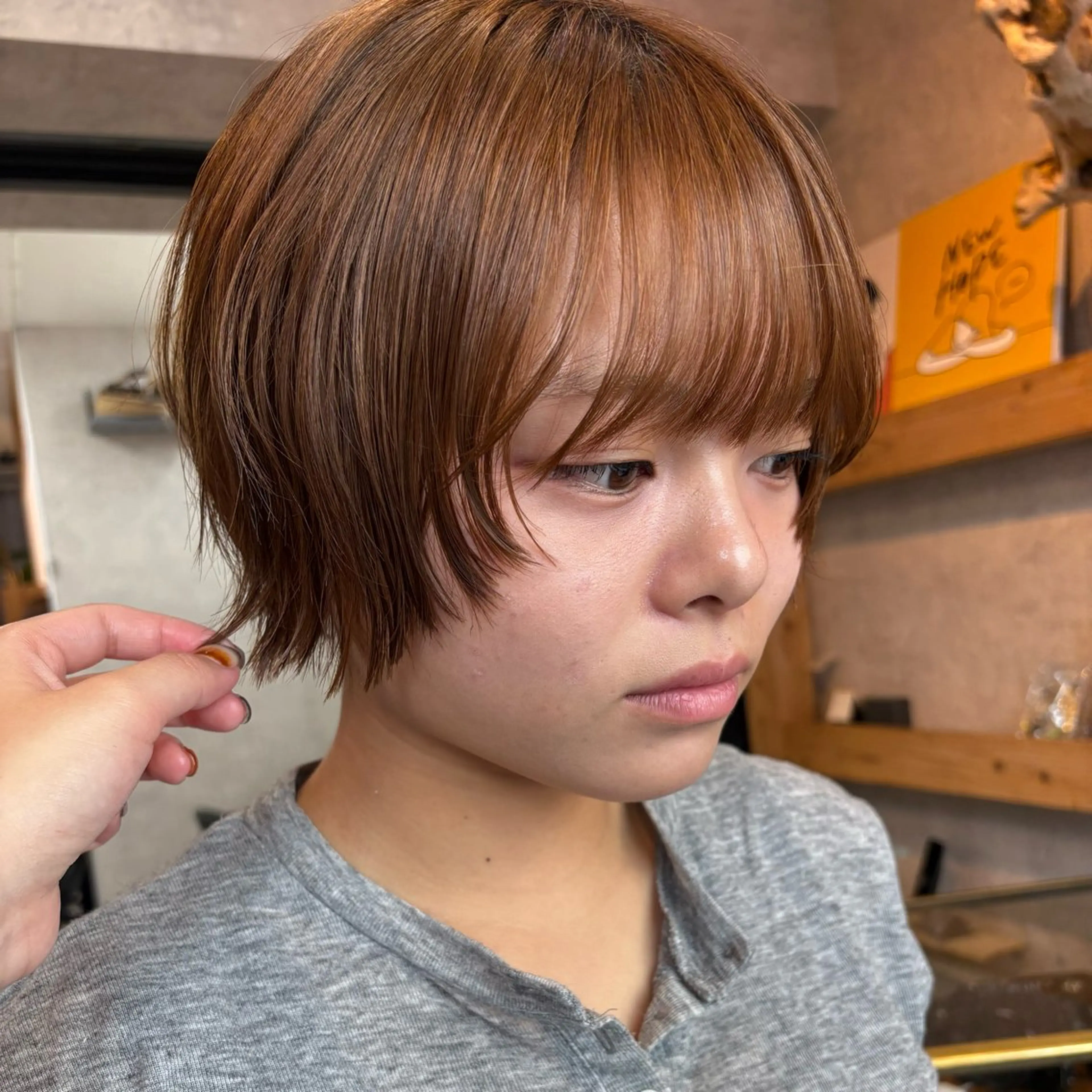 ショート カラー sity.　天神　大名所属・ブリーチなしカラー 暖色カラーのヘアスタイル