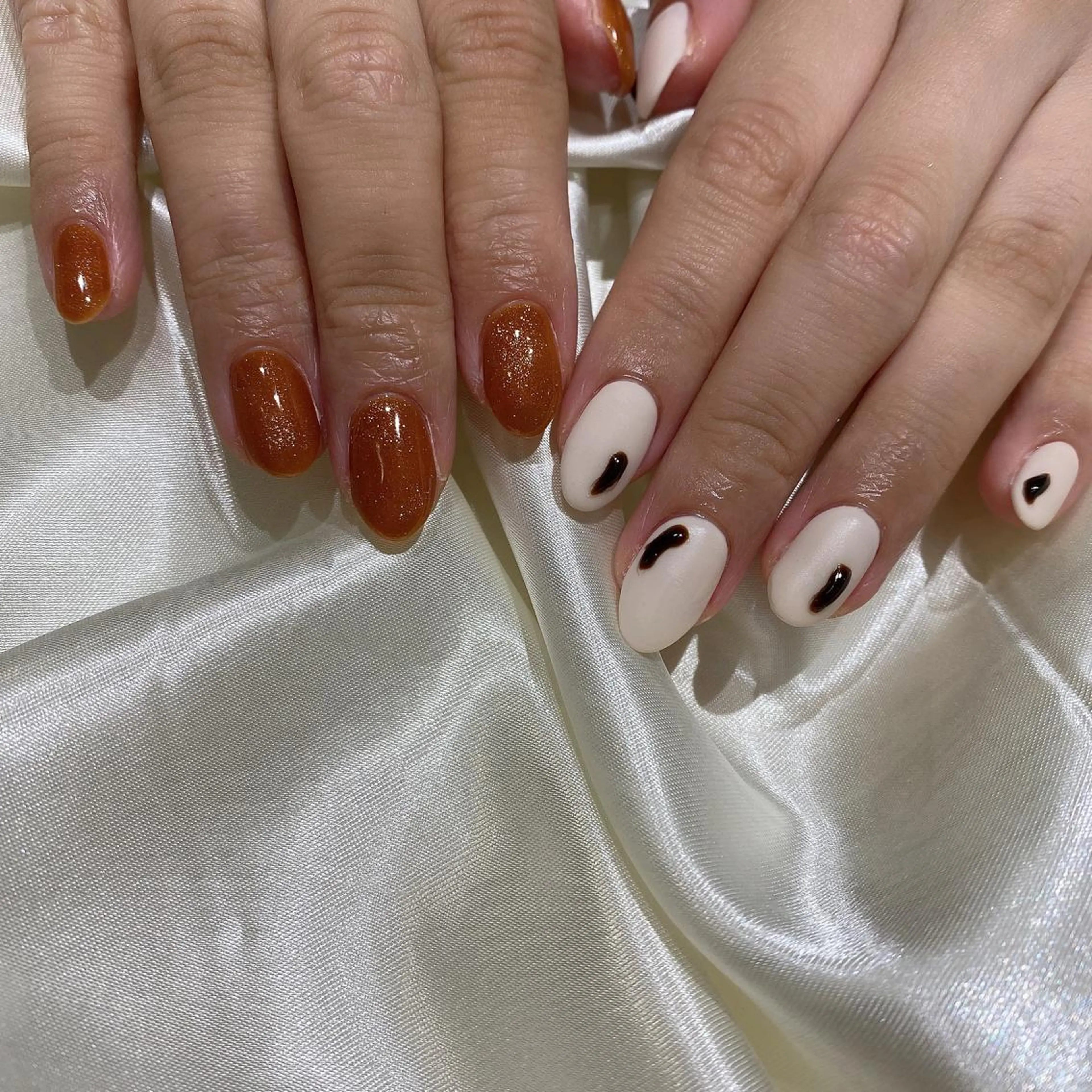 ネイル マグネットネイル ハンドネイル 西岡 杏のネイルデザイン