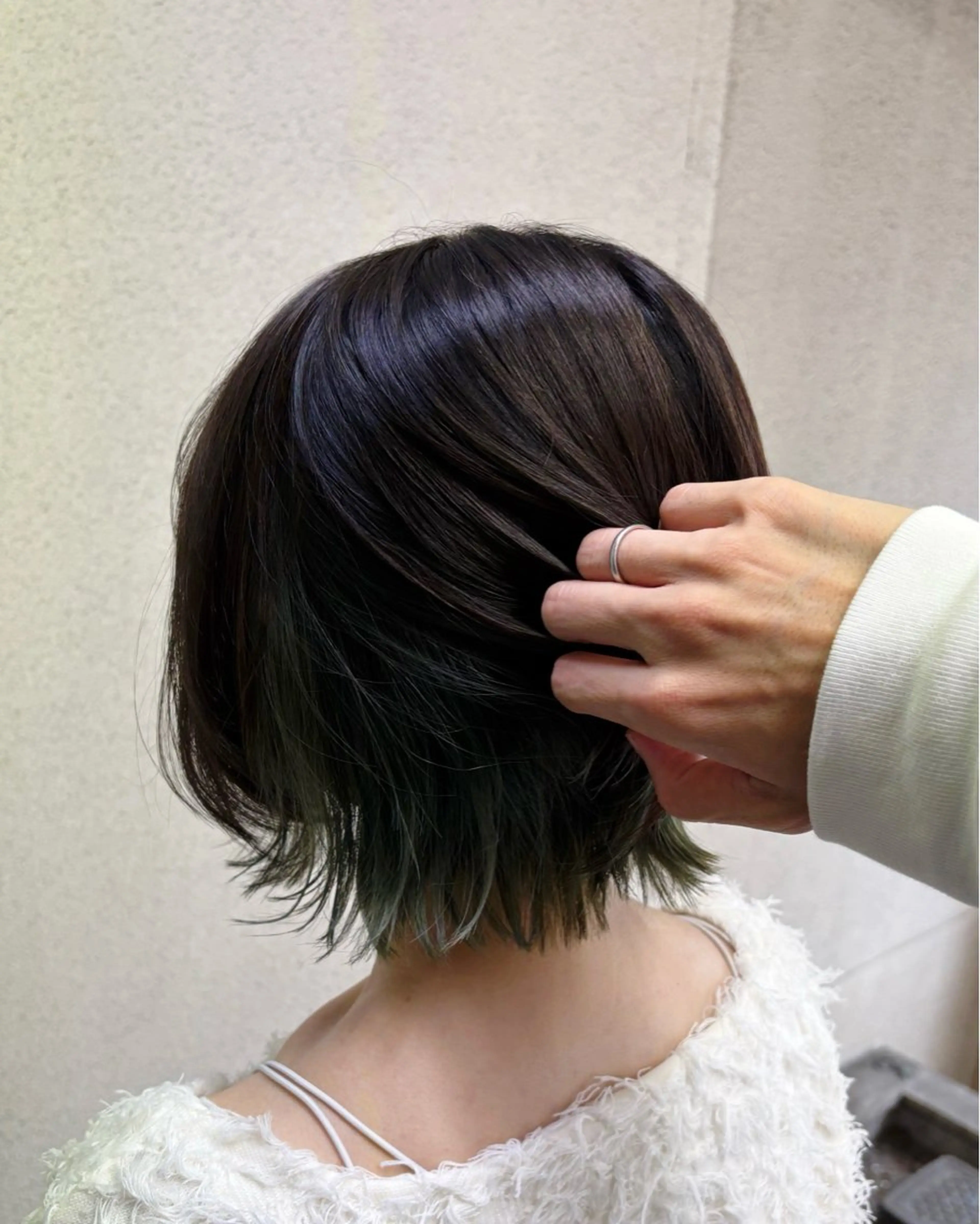 カラー アッシュ アッシュブラウン ブラウンカラー インナーカラー ボブ カット ヘアカラー 高橋 佑のヘアスタイル