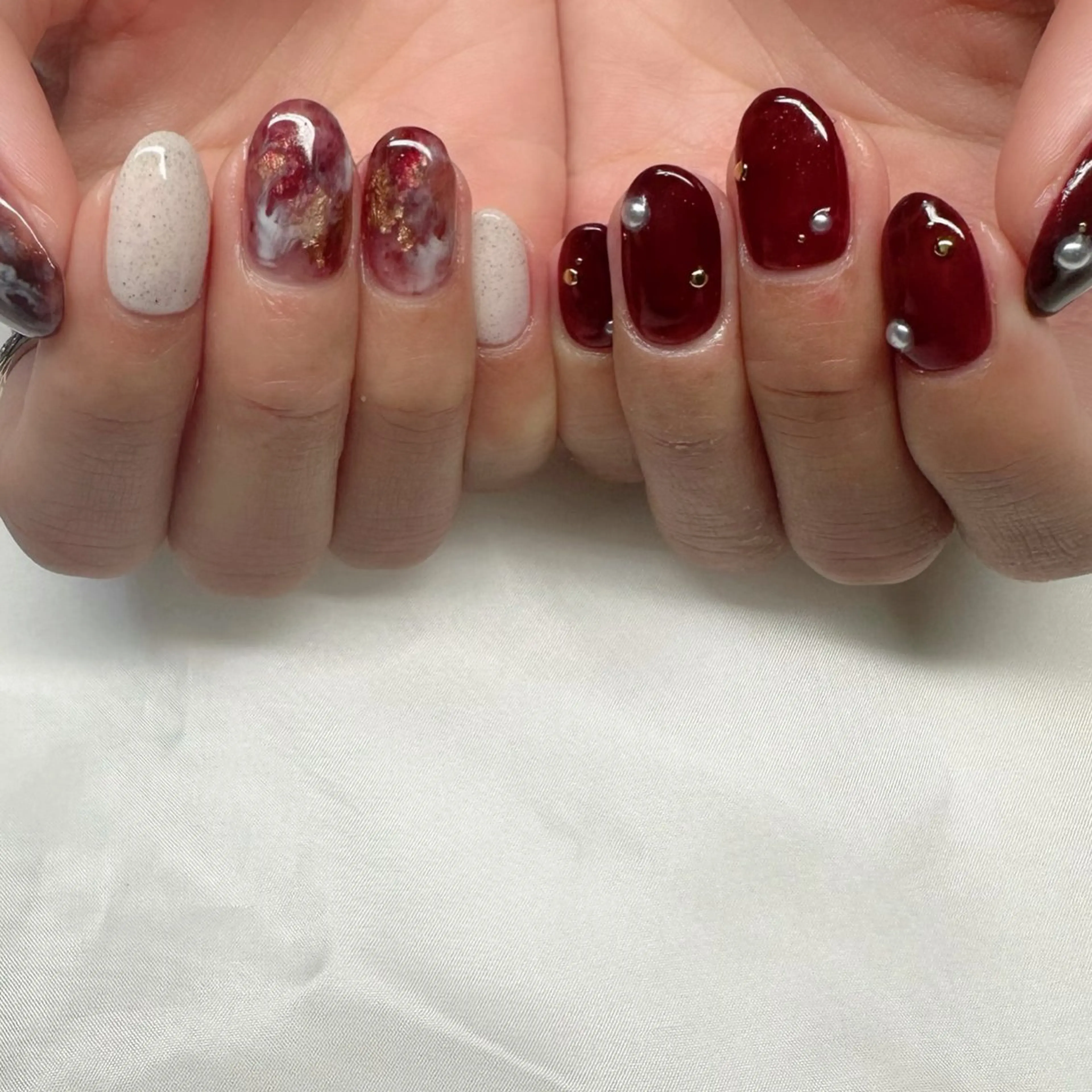 ネイル ボルドー ブラウン ジェルネイル 氷ネイル・うるうるネイル 韓国ネイル 🪞KAPE NAIL 🪞のネイルデザイン