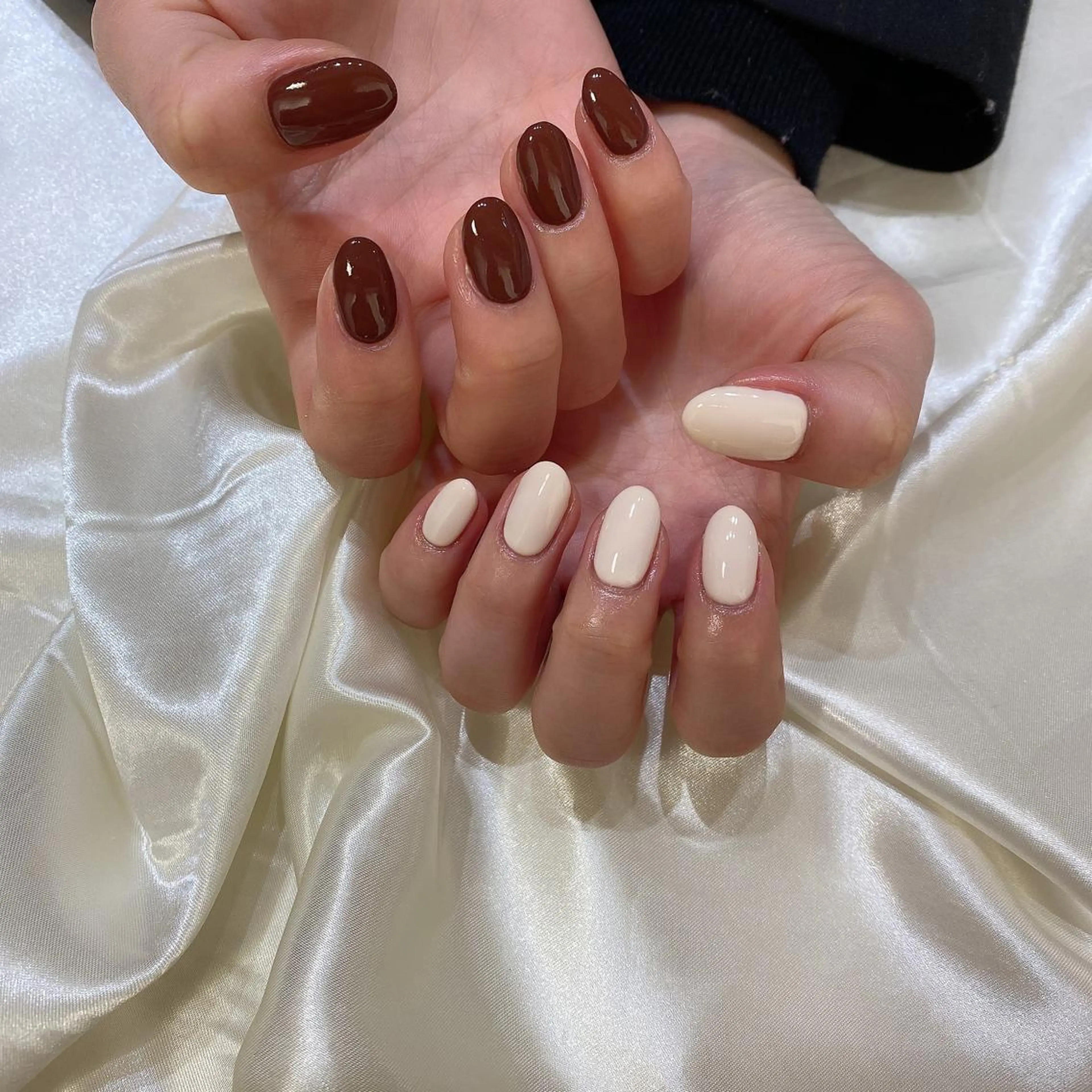 ネイル ハンドネイル 西岡 杏のネイルデザイン