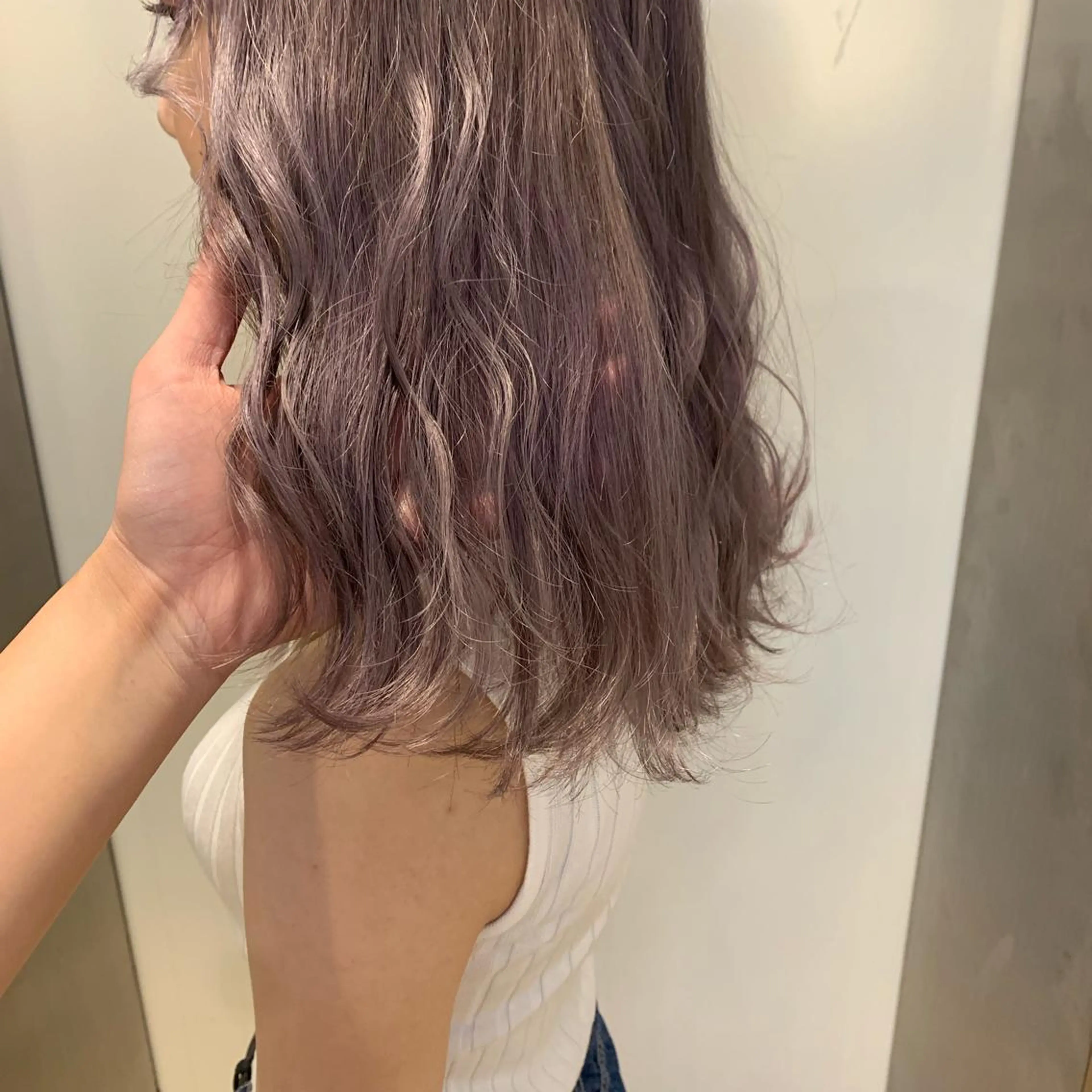 カラー ブリーチ GOTODAYシェアサロン所属・天野 利咲のヘアスタイル