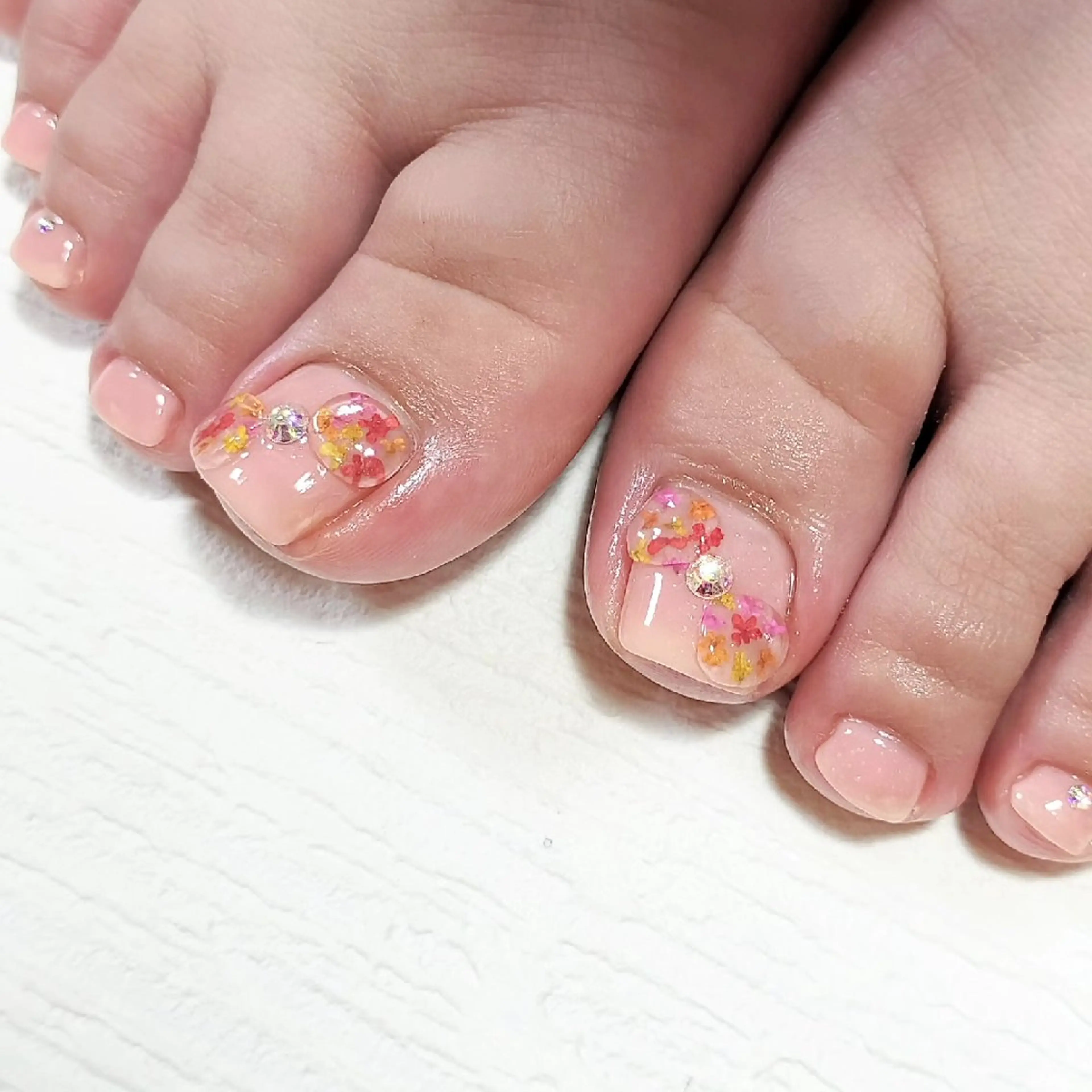 ネイル rokunana 佐野のネイルデザイン