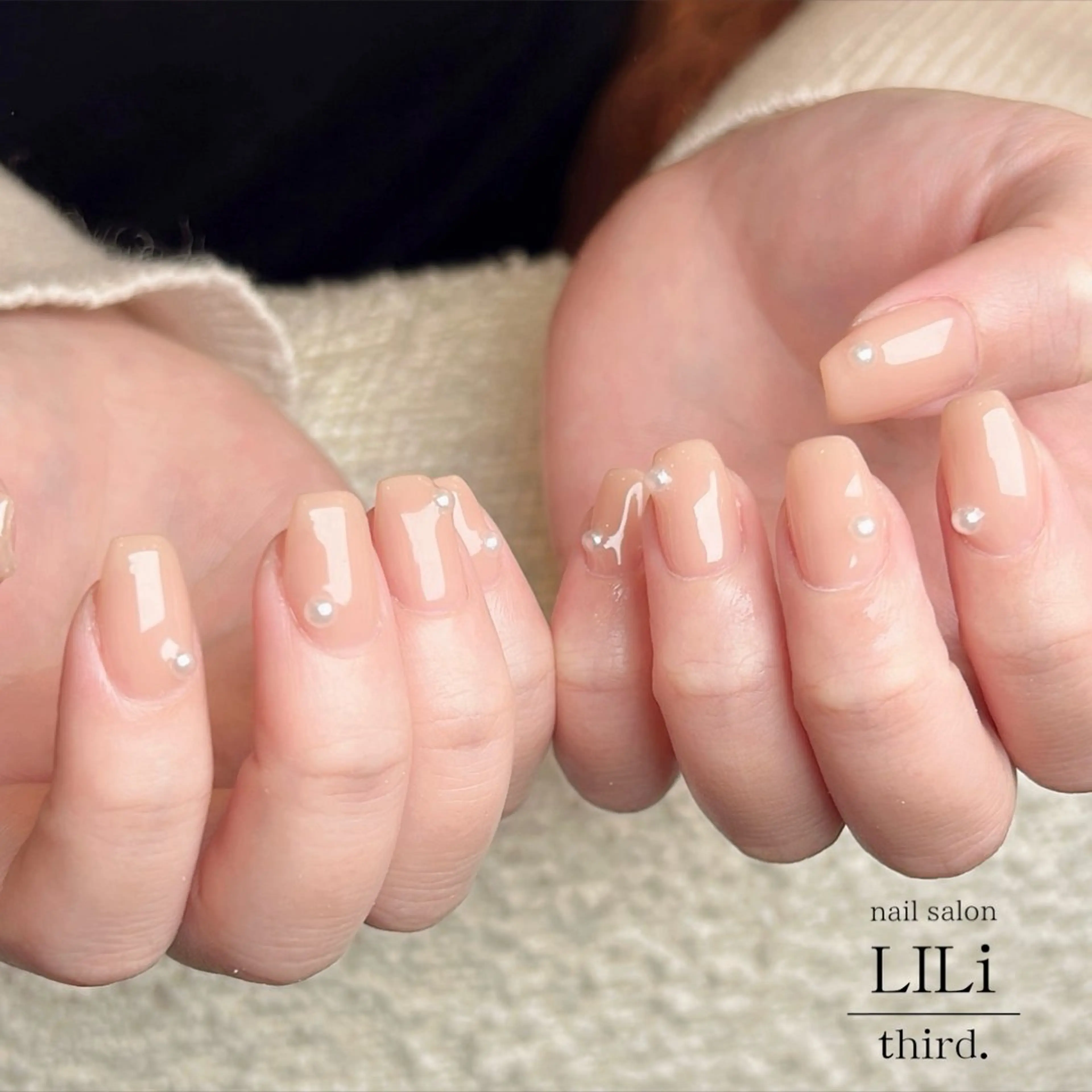 ネイル オフィスネイル シンプルネイル ストーンネイル ハンドネイル Saya ᵕ̈*のネイルデザイン