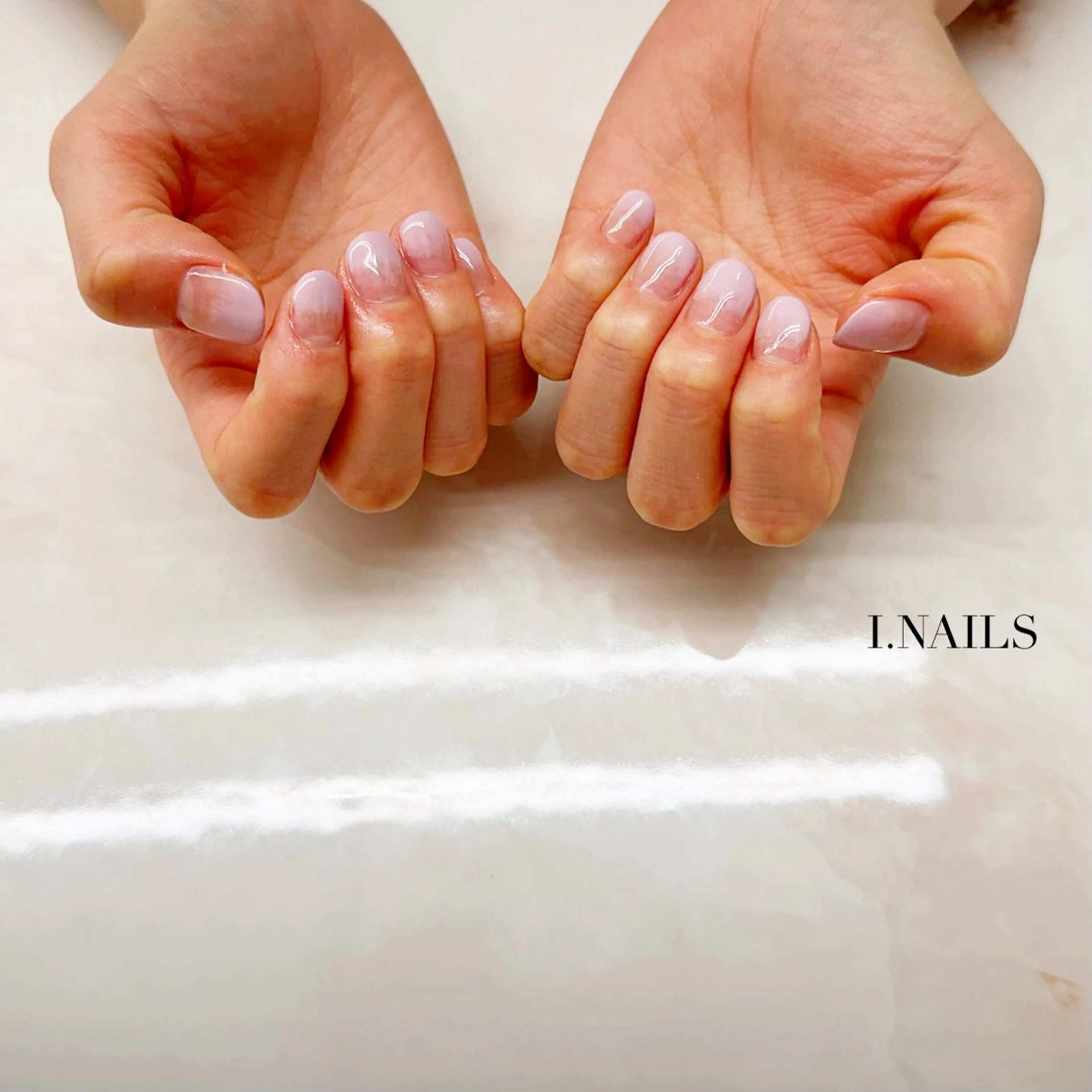 ネイル アイネイルズ所属・早川 梓のネイルデザイン