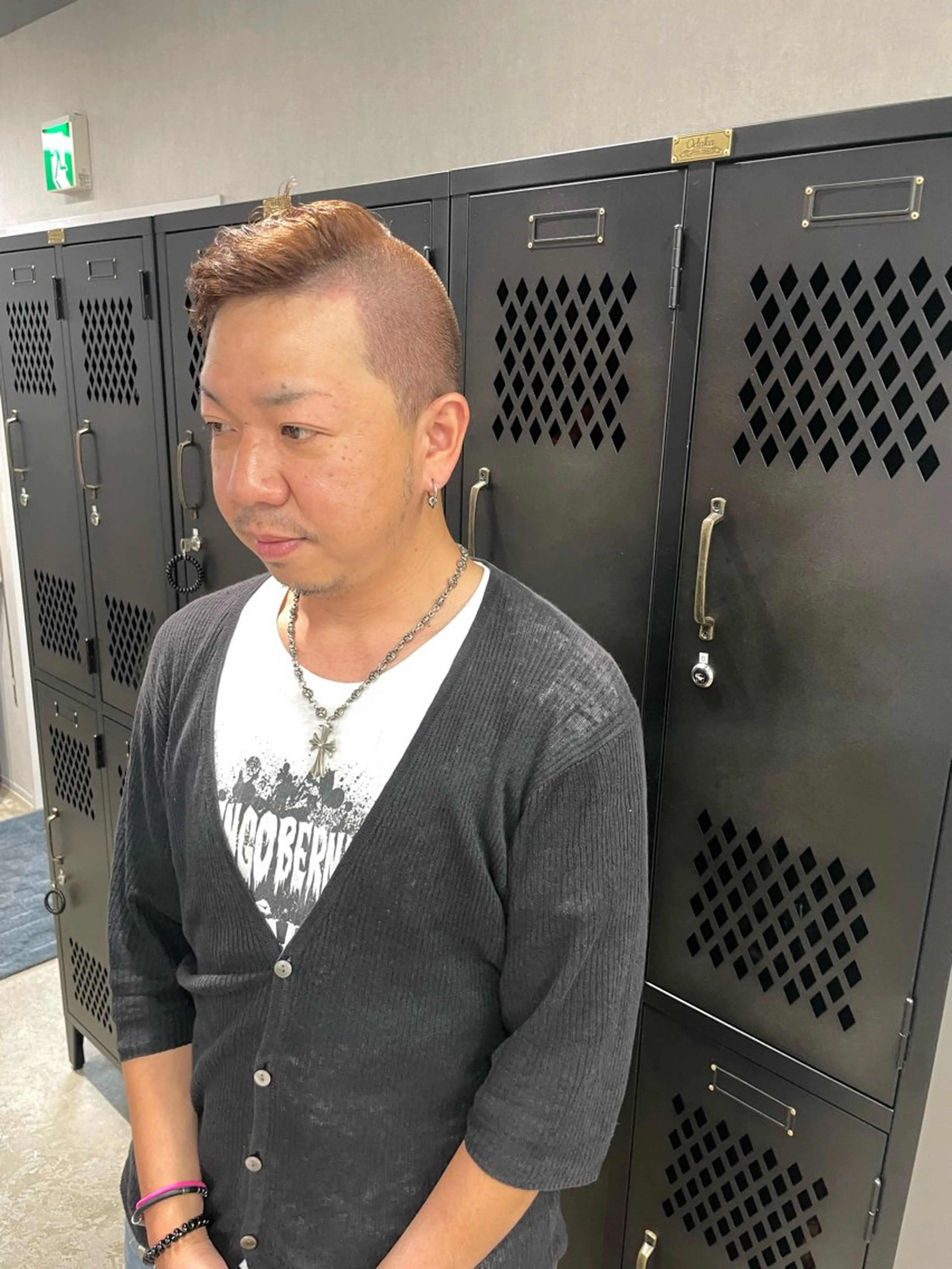 カラー メンズ メンズブリーチ ブリーチ ブラウンカラー ブリーチなしカラー ヘアカラー ブレンバイドット所属・ニュアンスカラー/ 🫧レミ(坊主)のヘアスタイル