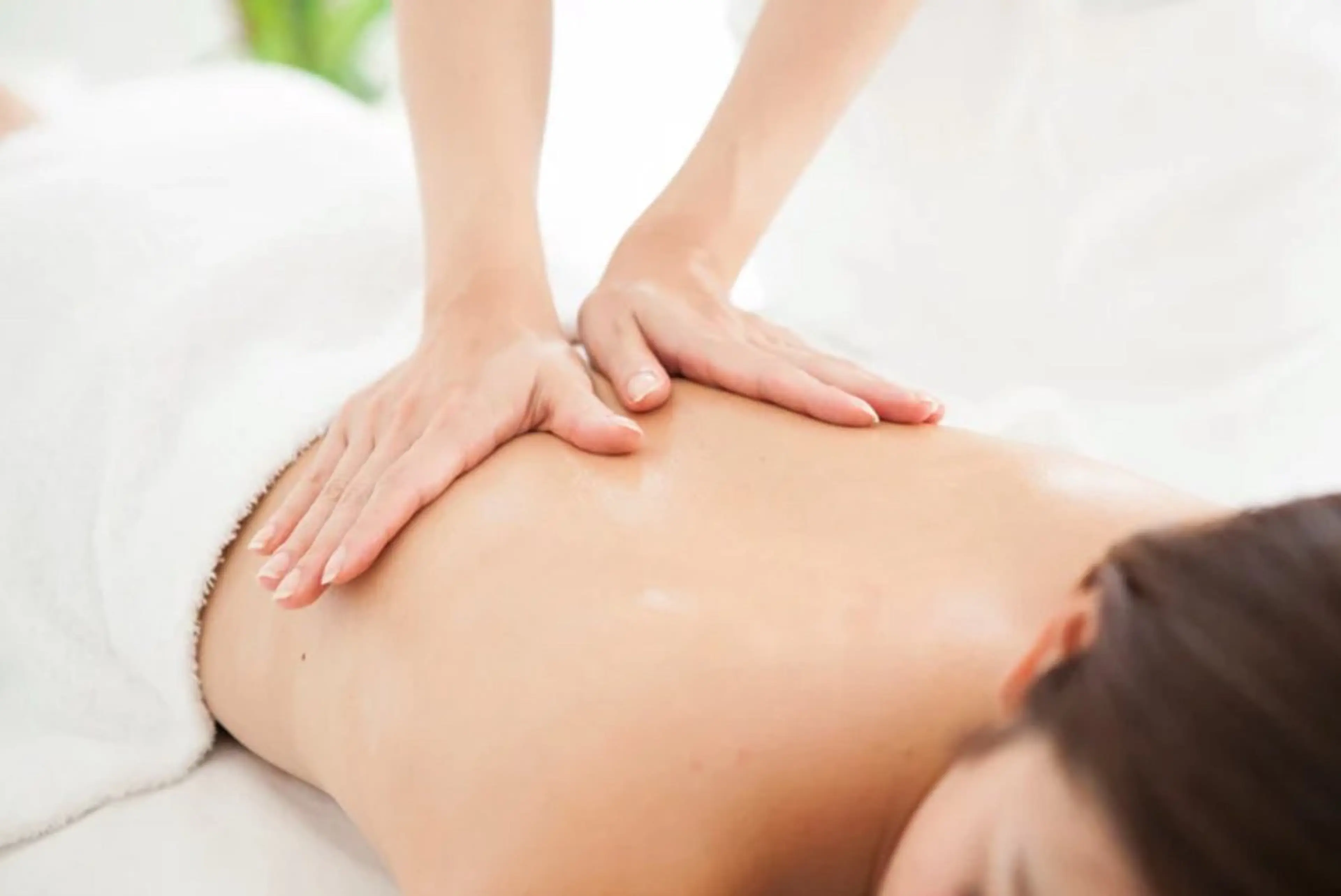 リラクゼーション全身マッサージ(フットバス付)の写真