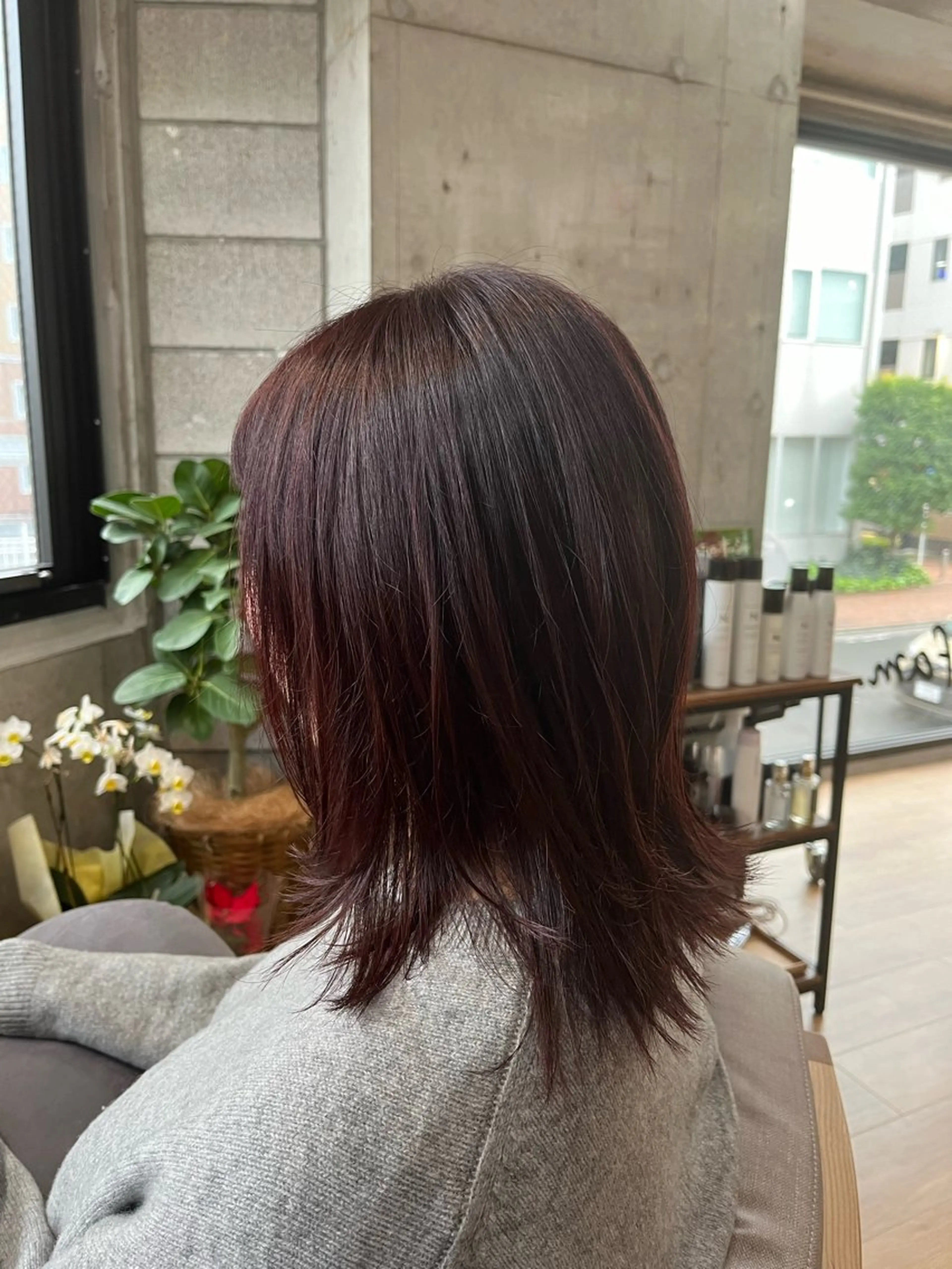 ミディアム 清水 真樹のヘアスタイル