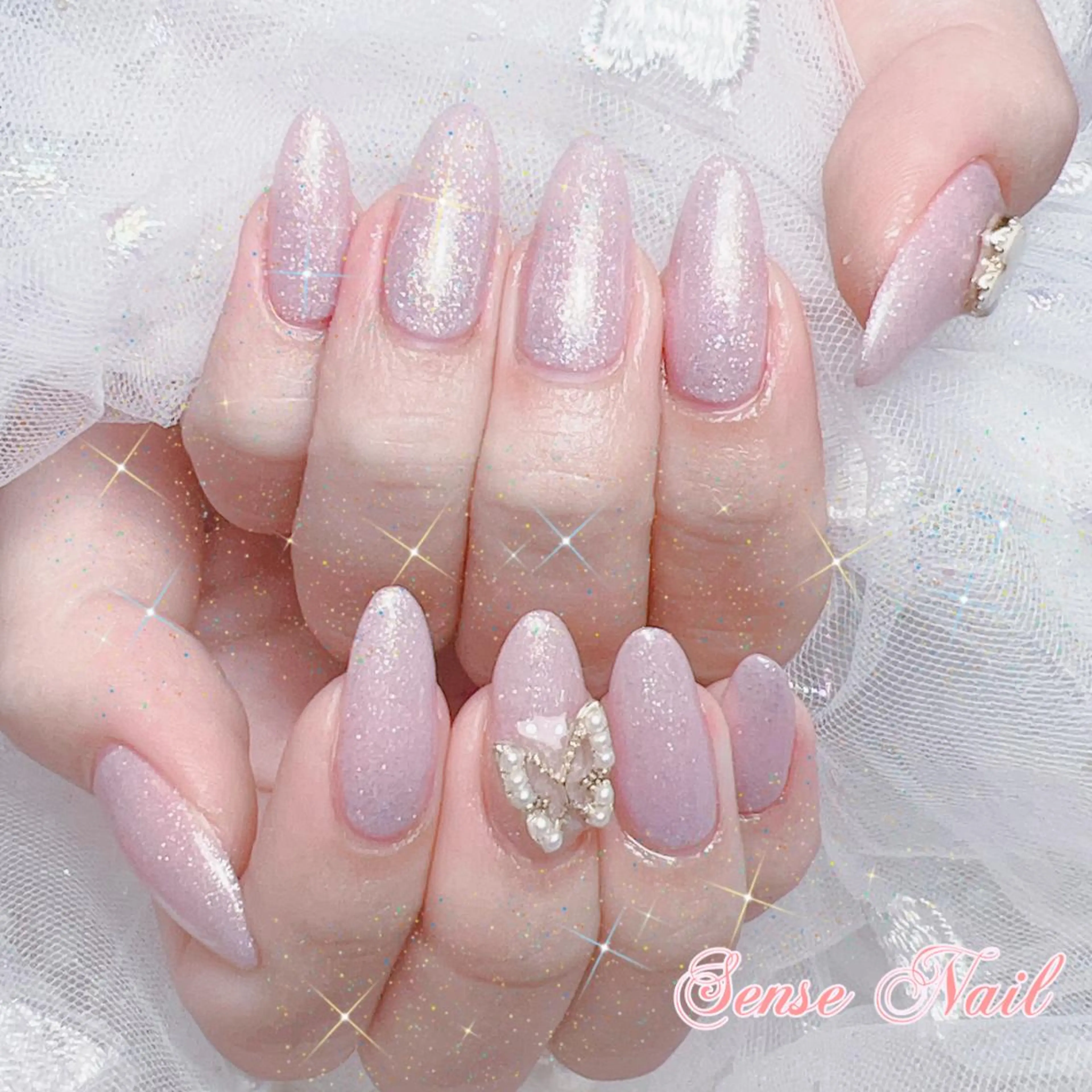 ネイル Kurieitibu 🍬Byu~tīのネイルデザイン