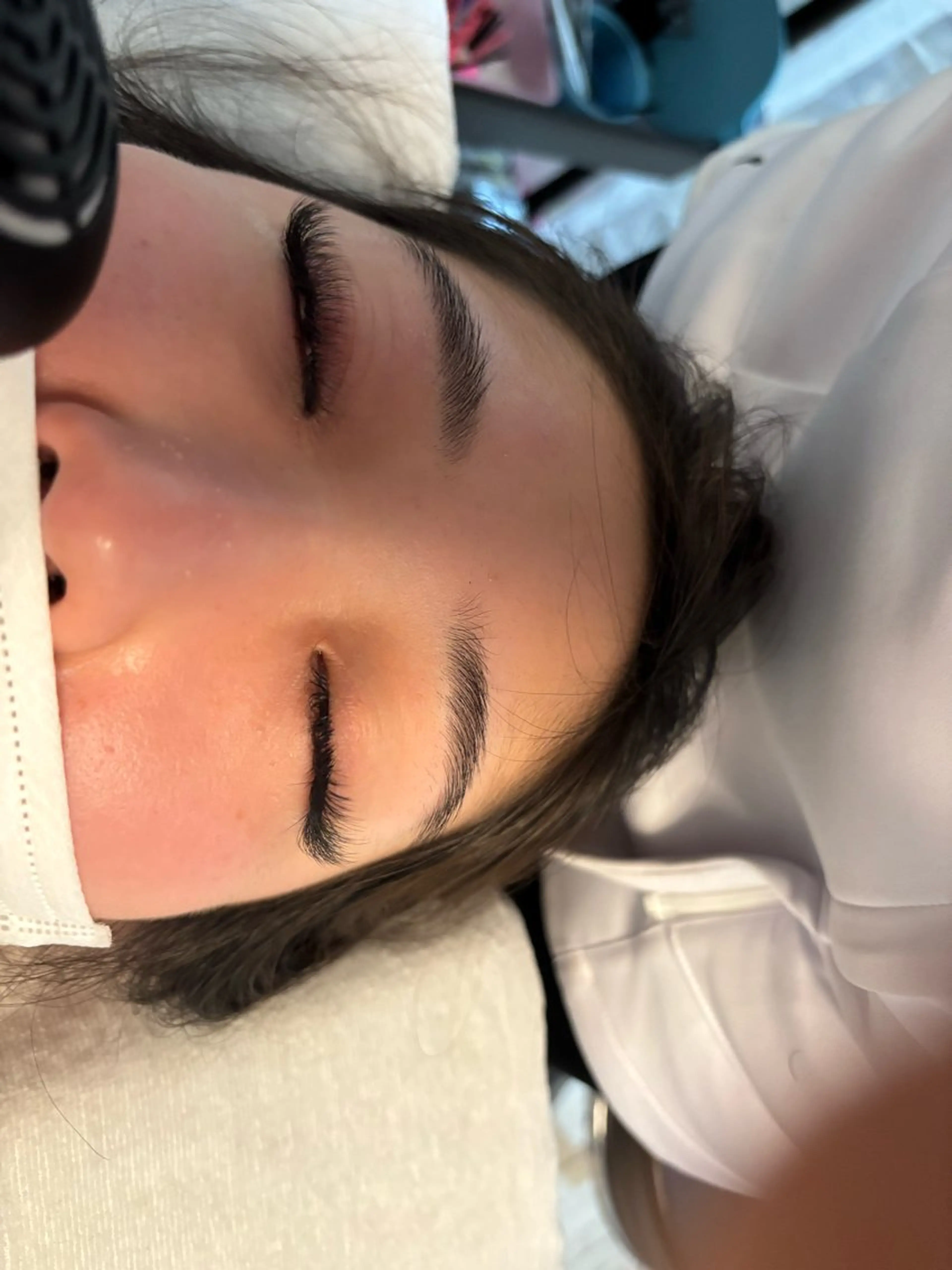 マツエク・マツパ トータルビューティー サロン・Nの眉毛・アイブロウイメージ