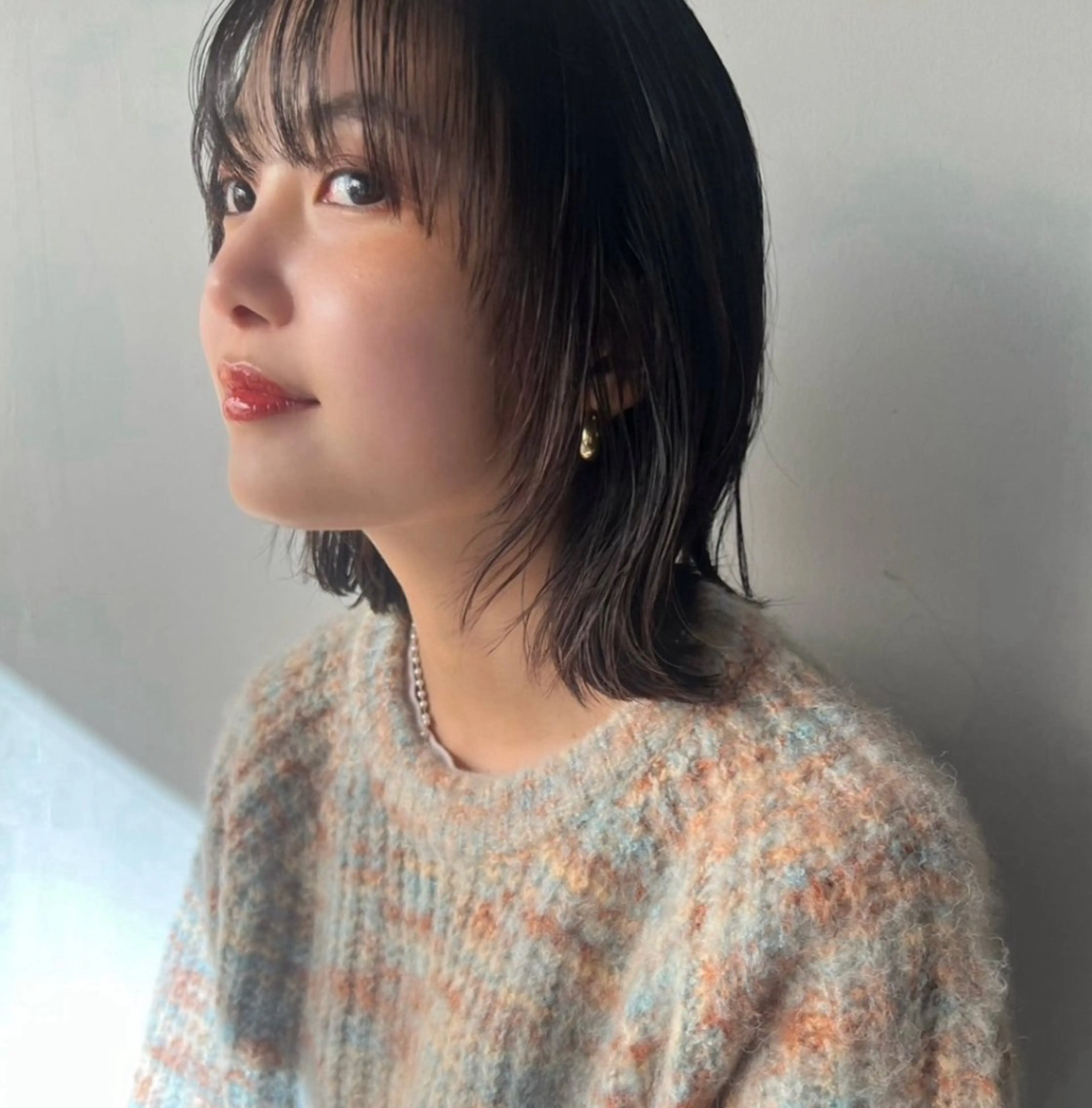 ミディアム 外ハネヘア hana ・メンズ特化のヘアスタイル