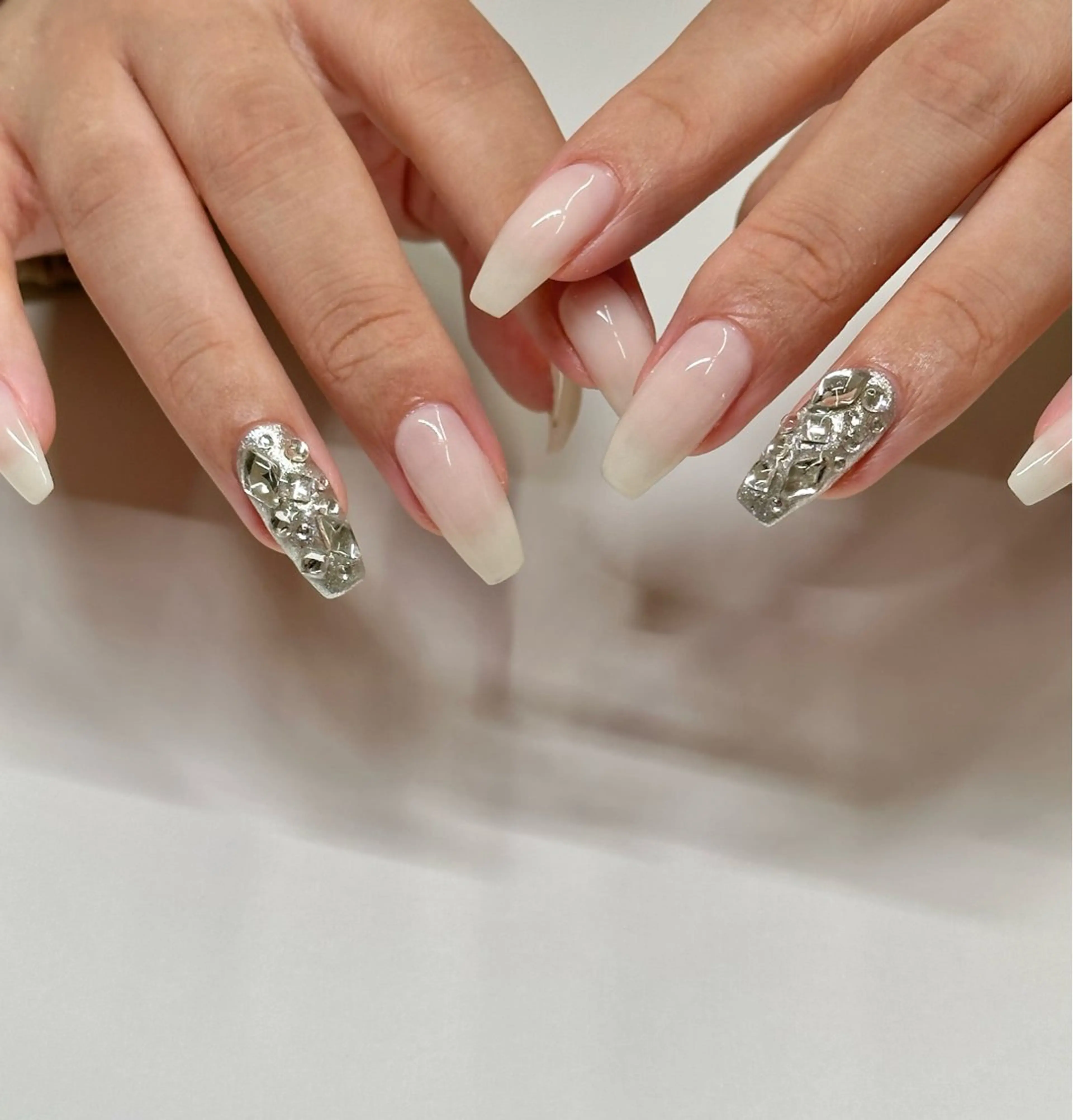 ネイル ハンドネイル reika .のネイルデザイン