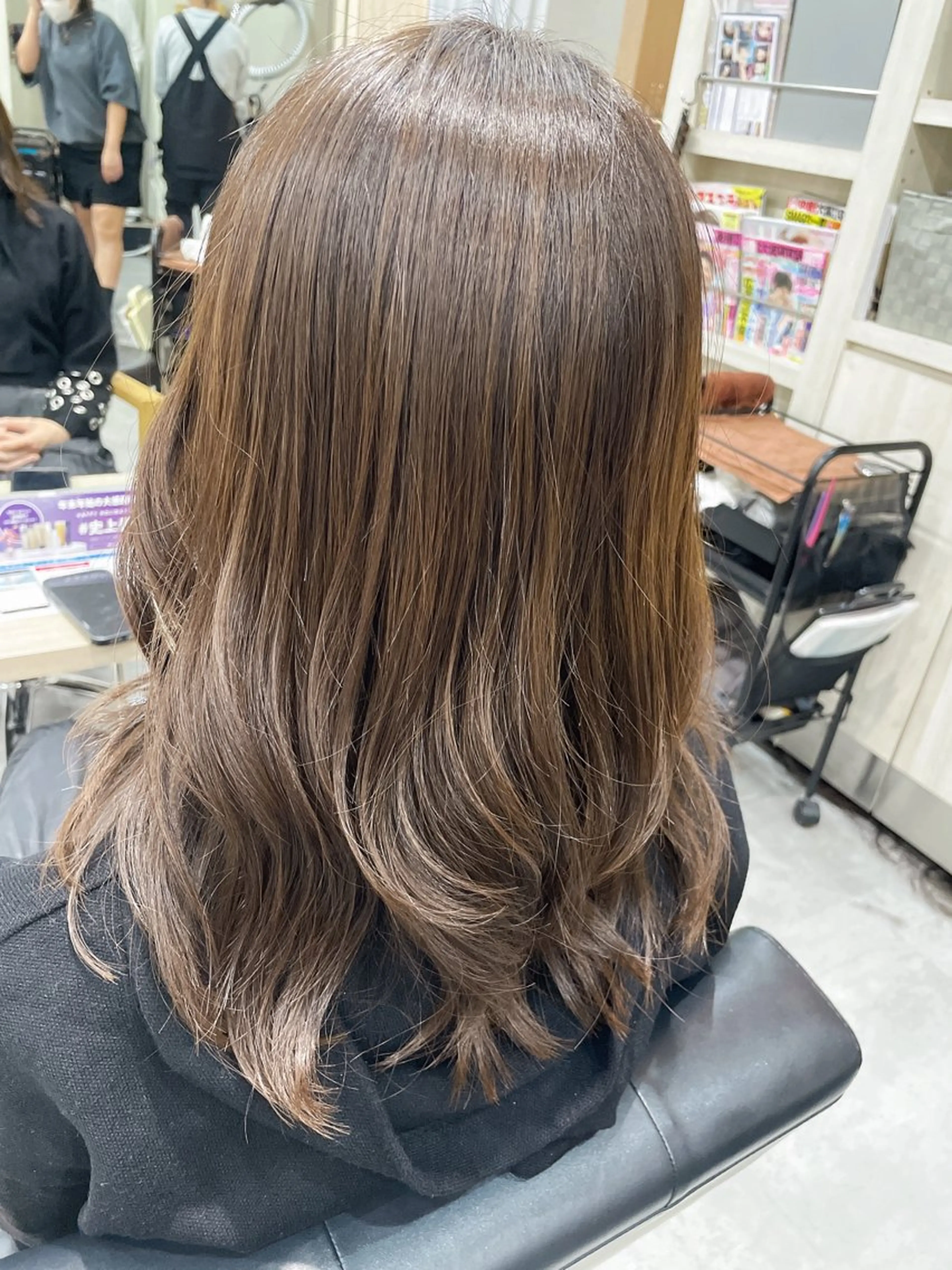 セミロング 永田 まどかのヘアスタイル