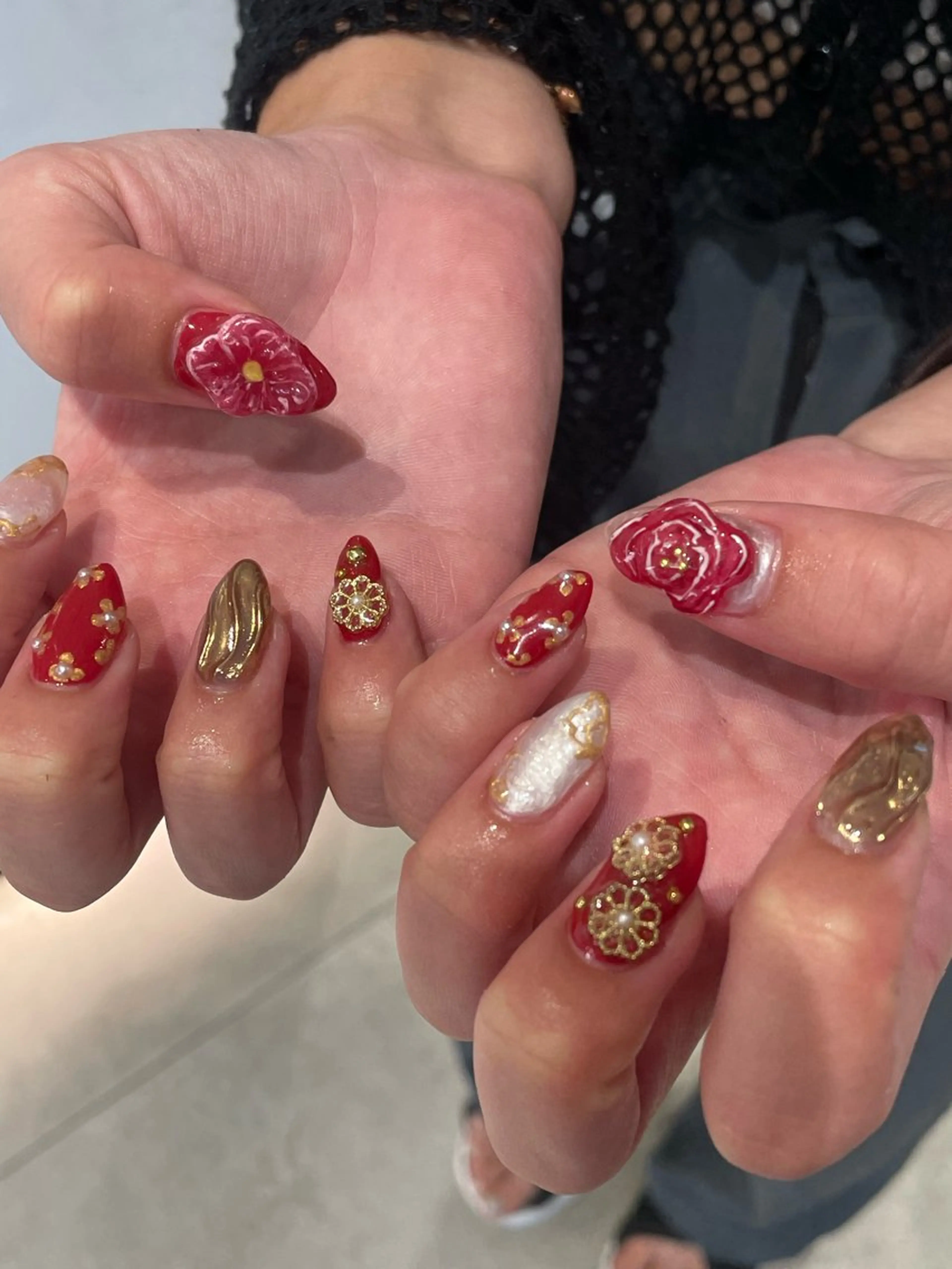 ネイル 🎀ボブ＋ハイトーン シュカ👶🏻のヘアスタイル