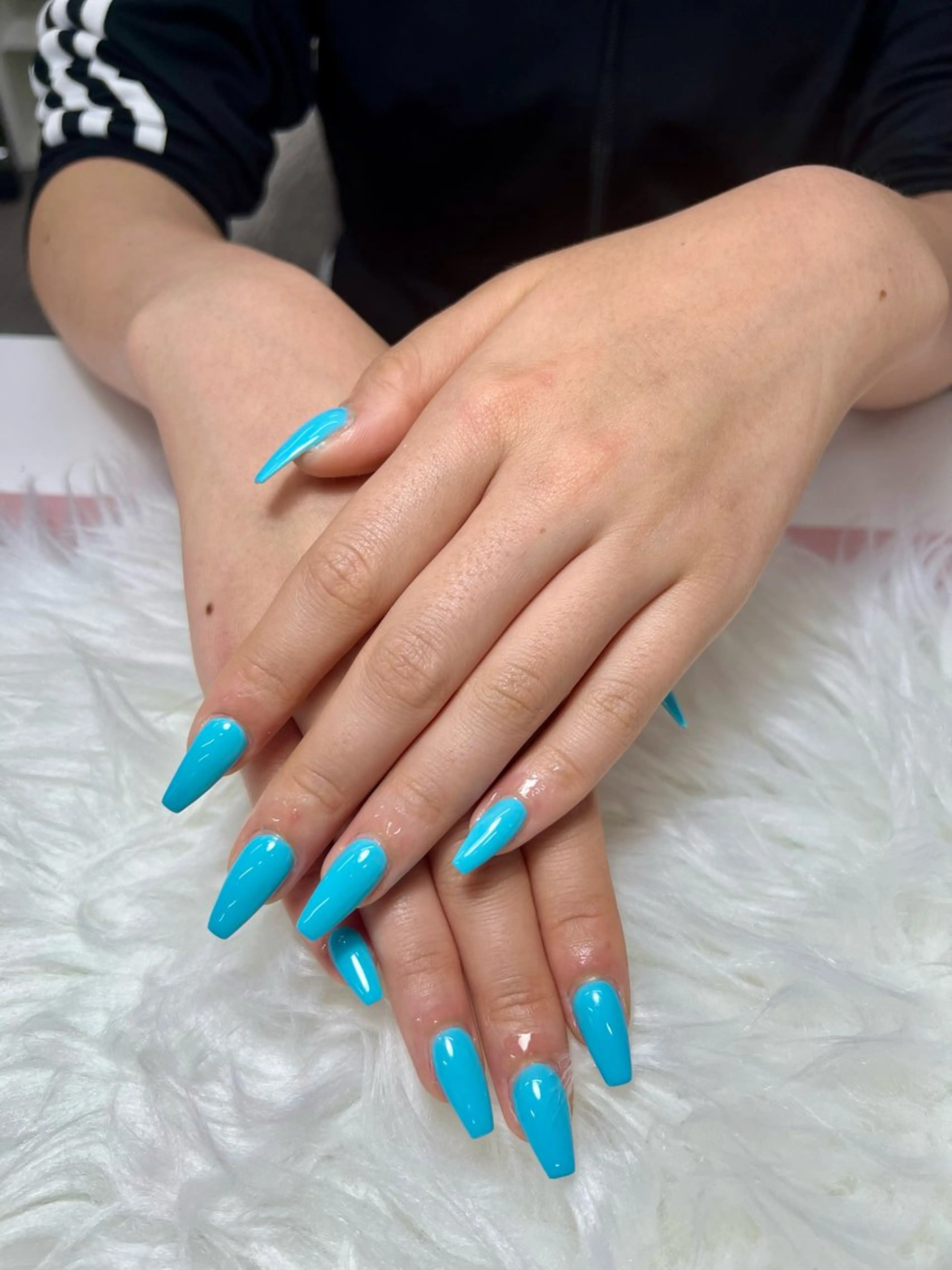 ネイル AURA NAILのネイルデザイン