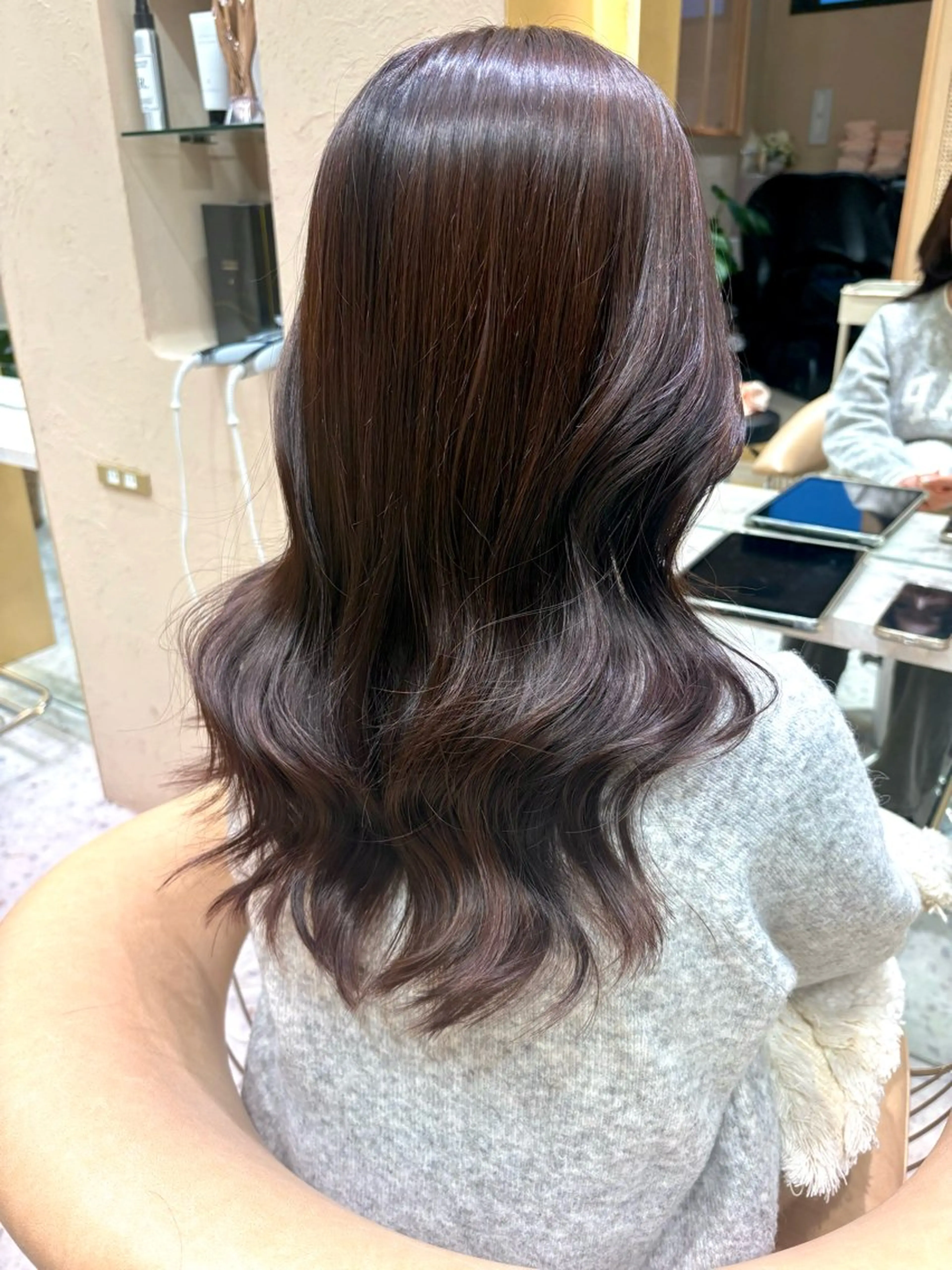 セミロング カット ヘアカラー トリートメント Kanami/韓国風 /艶カラーのヘアスタイル