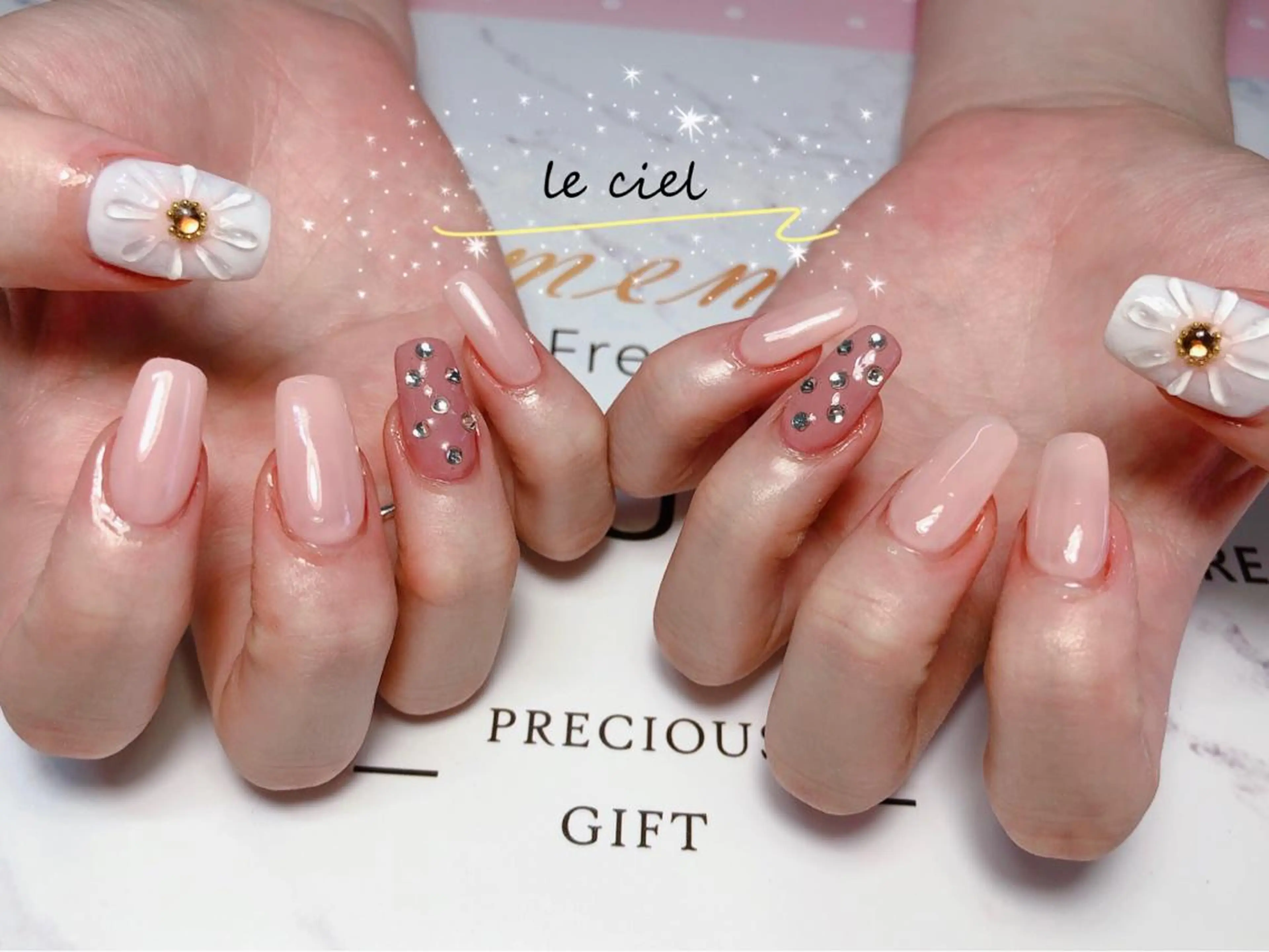 ネイル Naka Rieのネイルデザイン