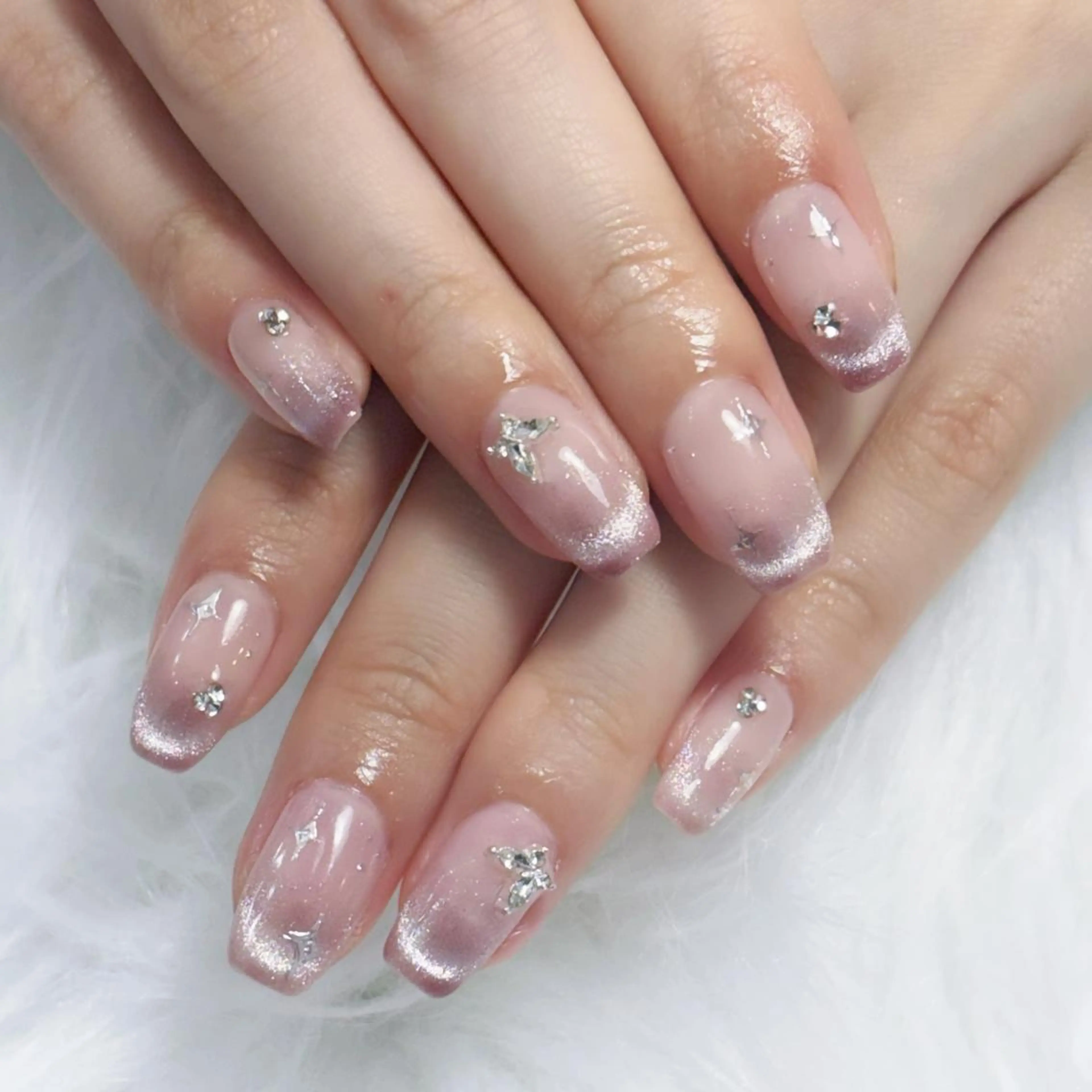 ネイル ハンドネイル REBEST nailのネイルデザイン