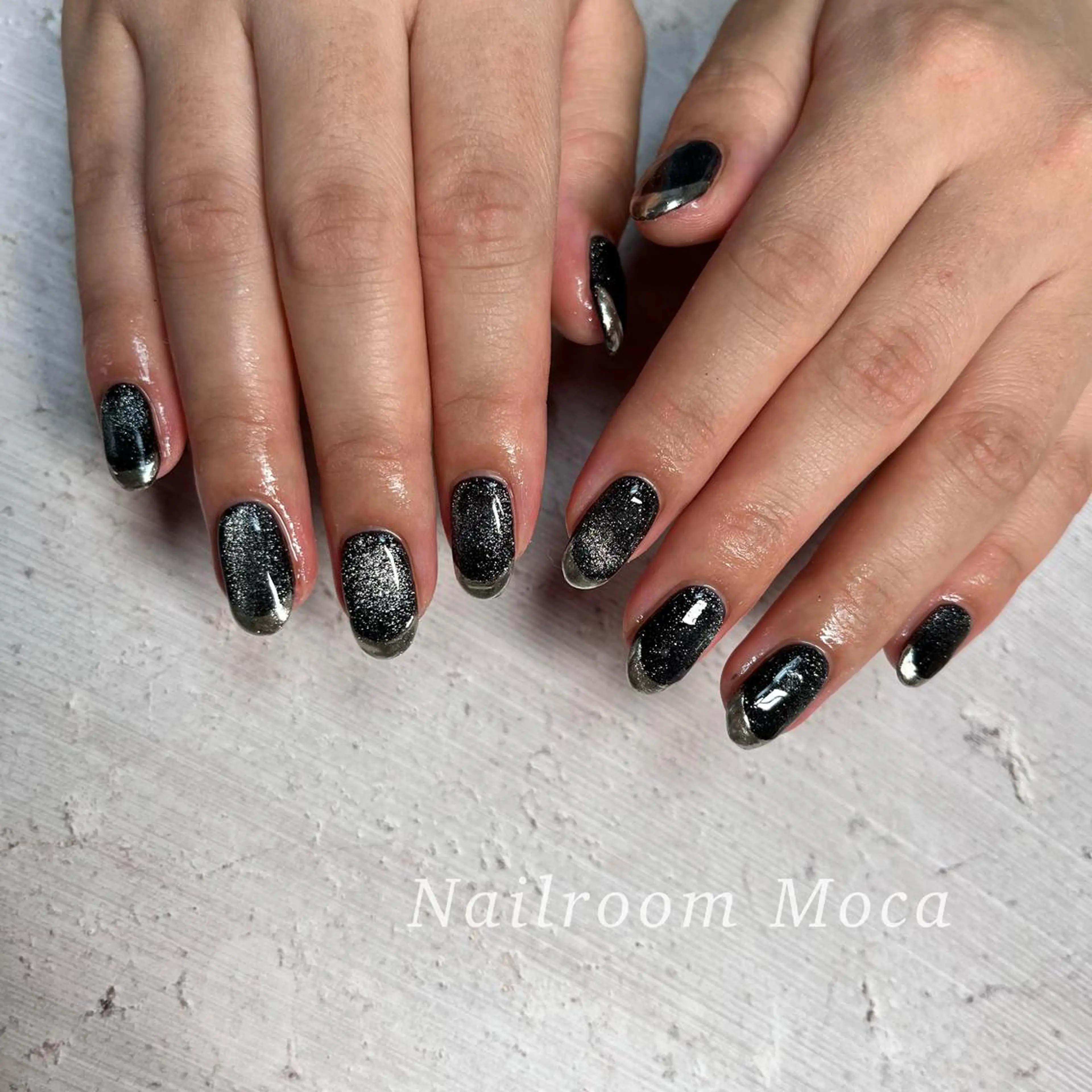 ネイル キラキラネイル マグネットネイル Nailroom Mocaのネイルデザイン