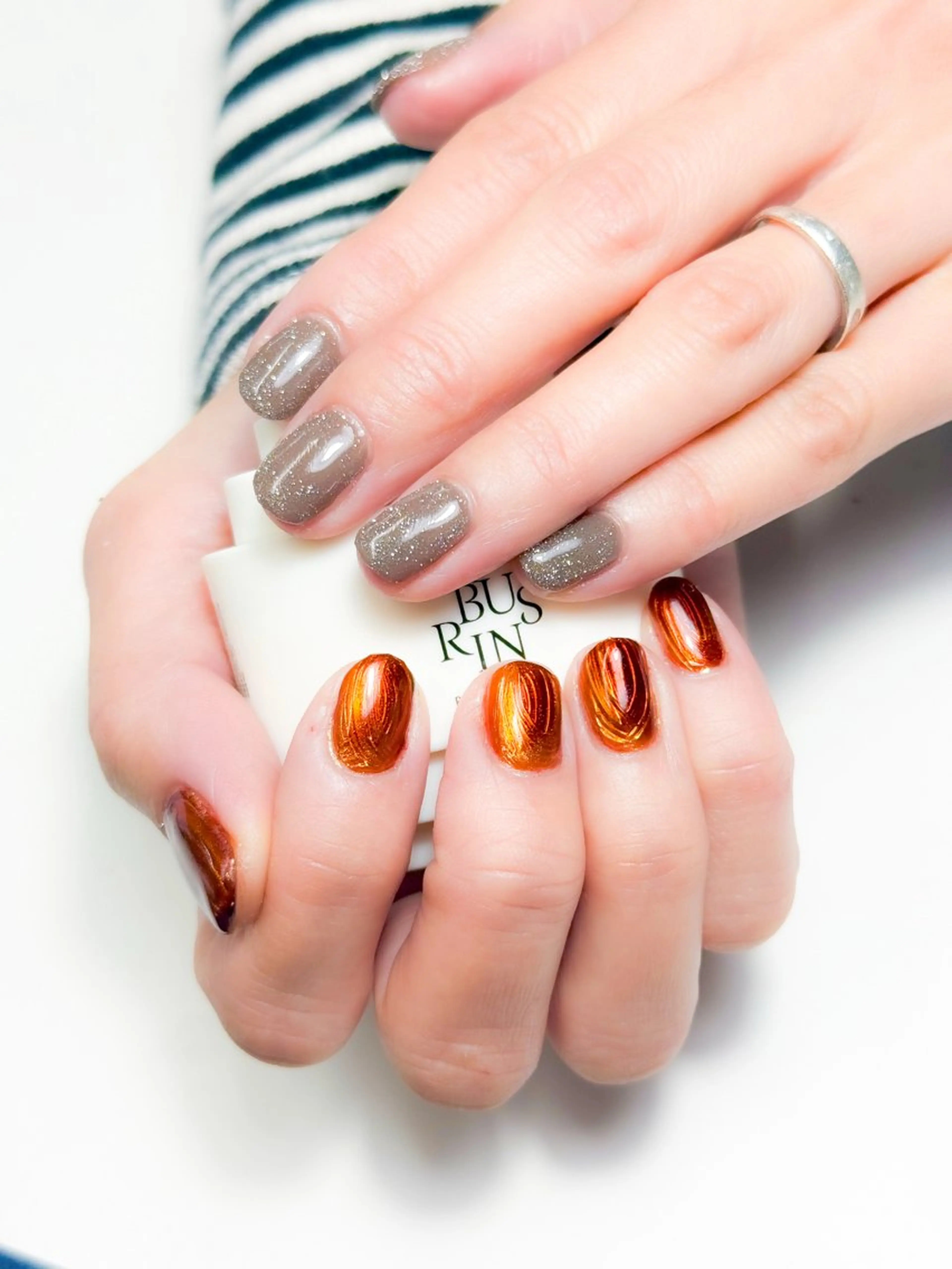 ネイル 持ち込み シンプルネイル サロン リムネイルのネイルデザイン