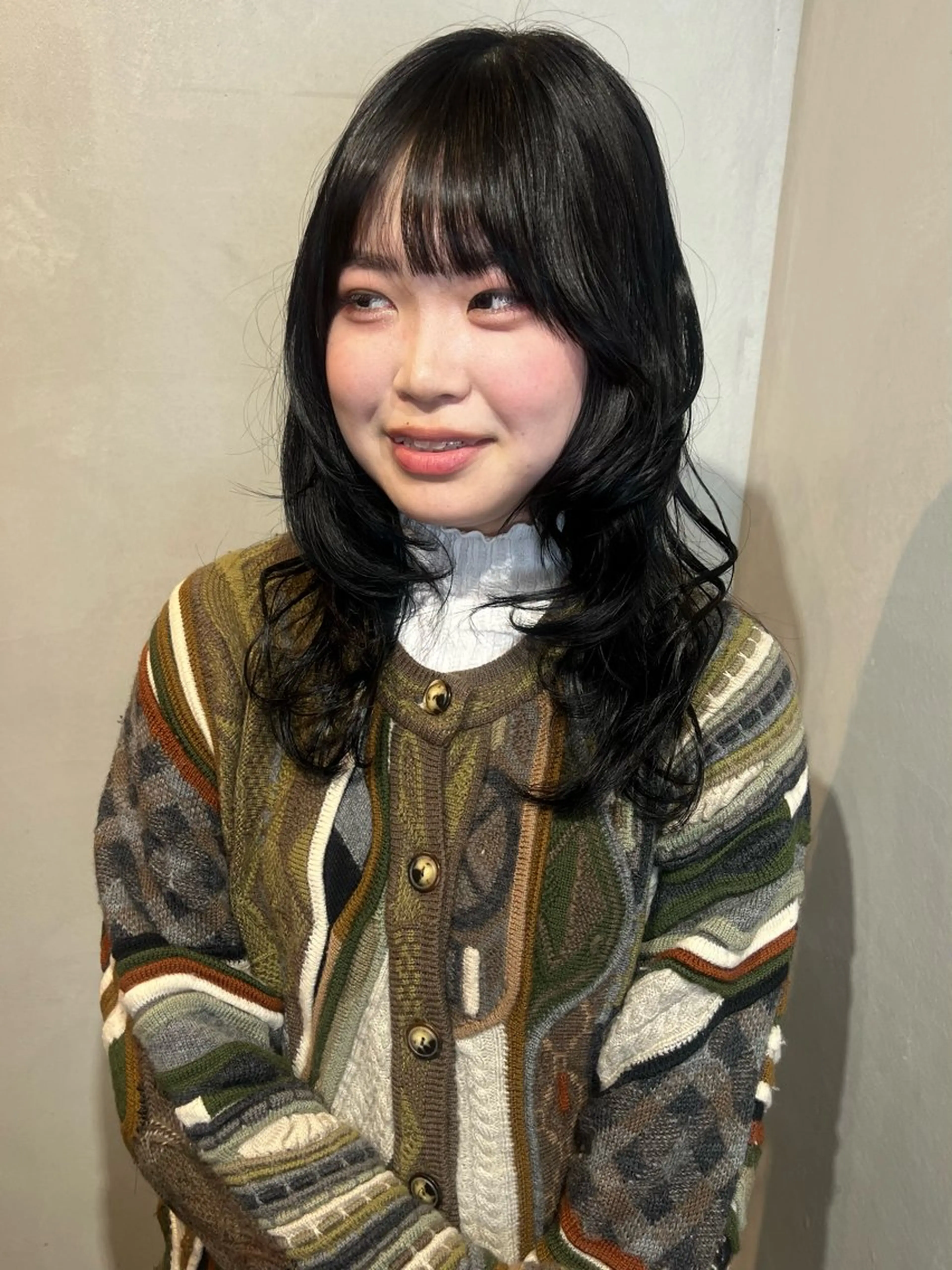 ミディアム カラー ヘアアレンジ カット ヘアカラー トリートメント Aya/四条烏丸/ インナーカラーのヘアスタイル