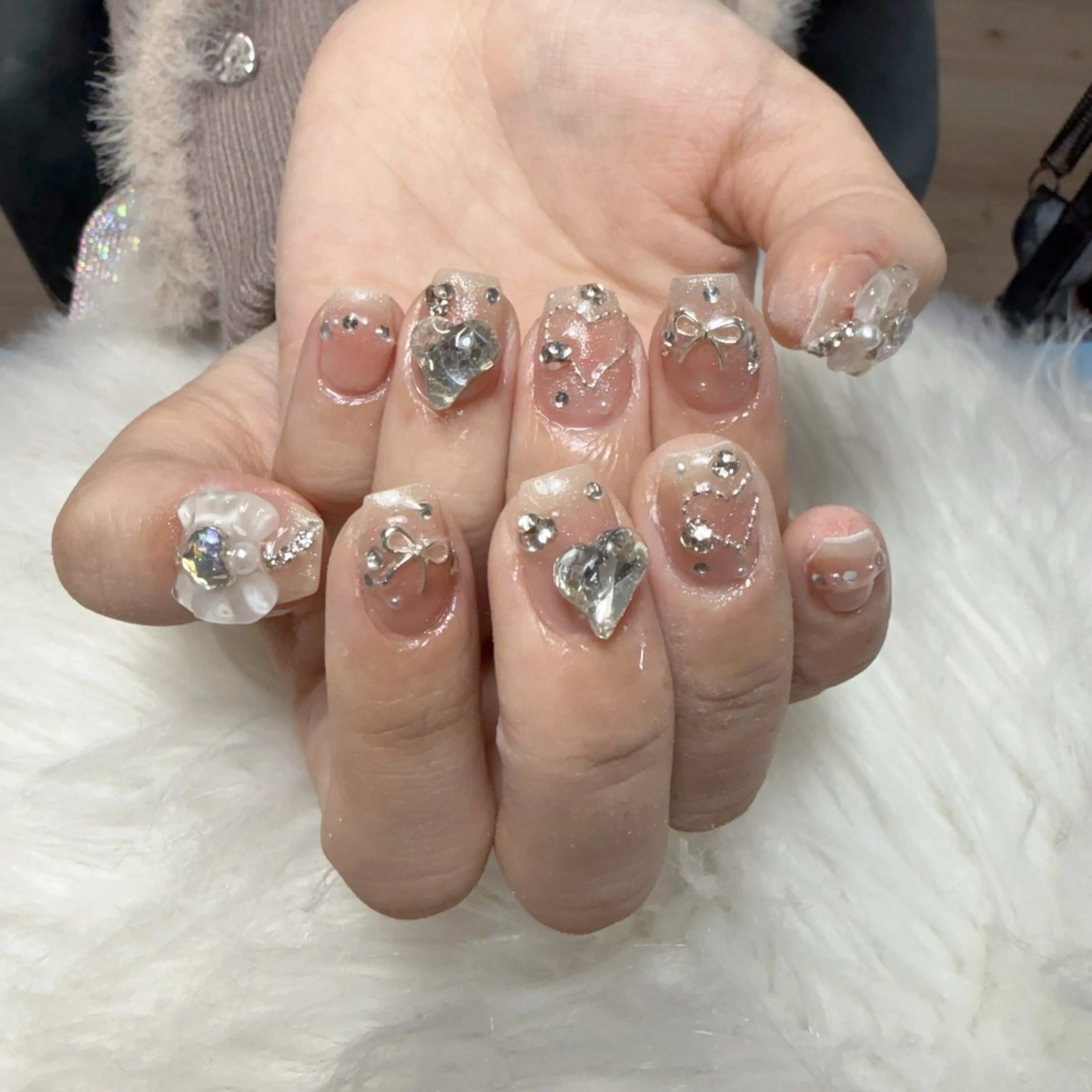 ネイル ハンドネイル 🎀nana🫧 ワンホンネイル🎀のネイルデザイン