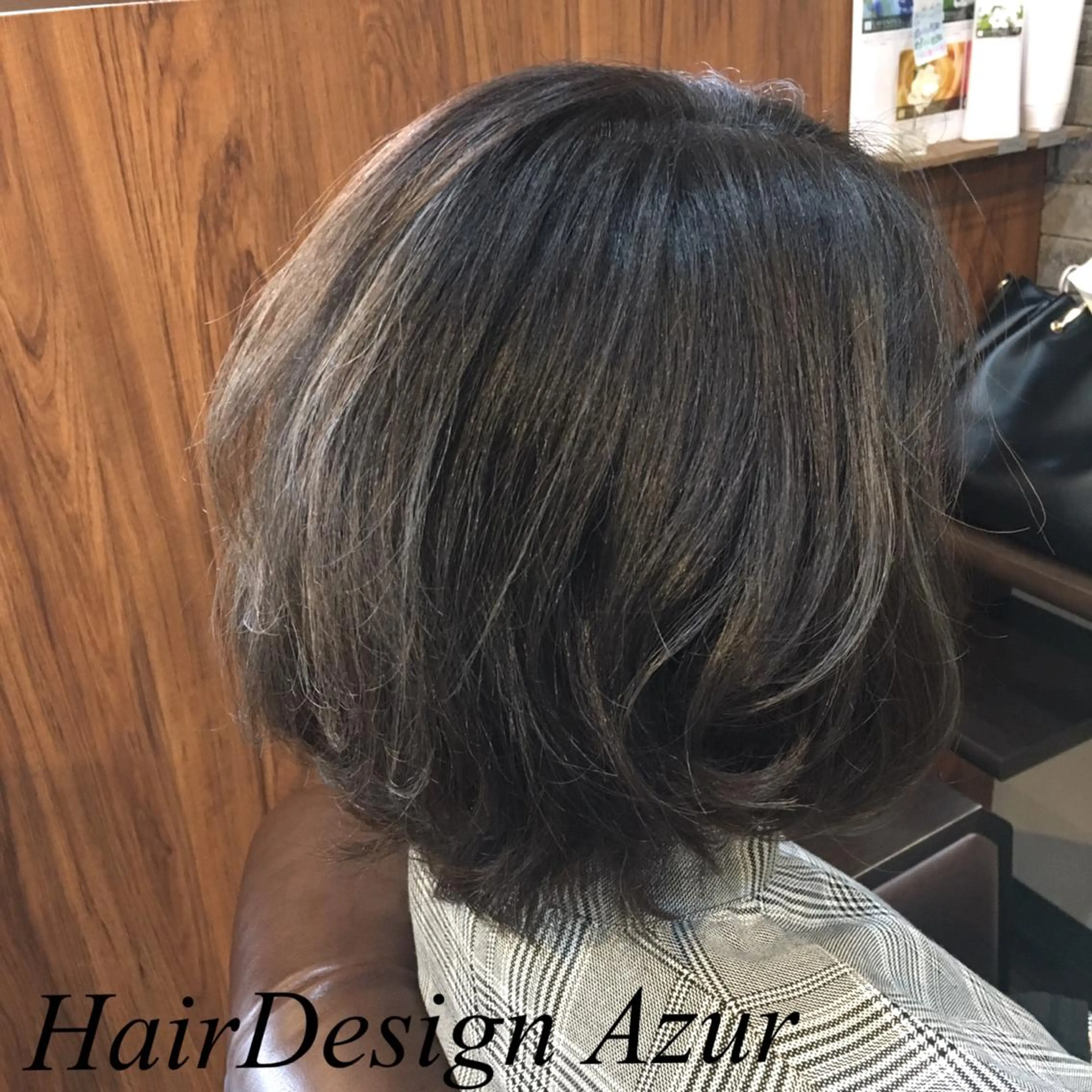 ショート カラー HairDesign Azurのヘアスタイル