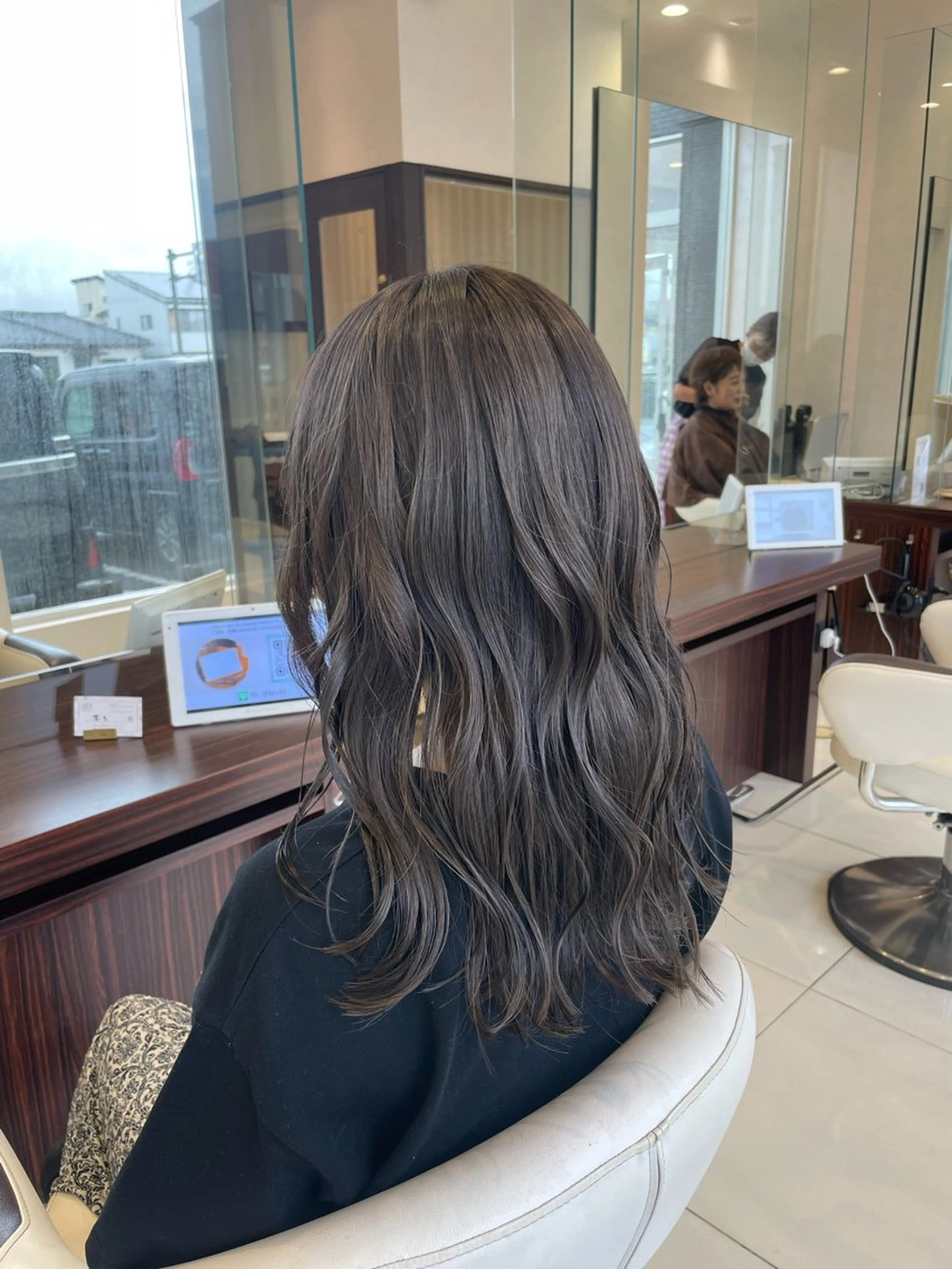 カット＋アドミオカラー ＋ 3Stepトリートメントの写真