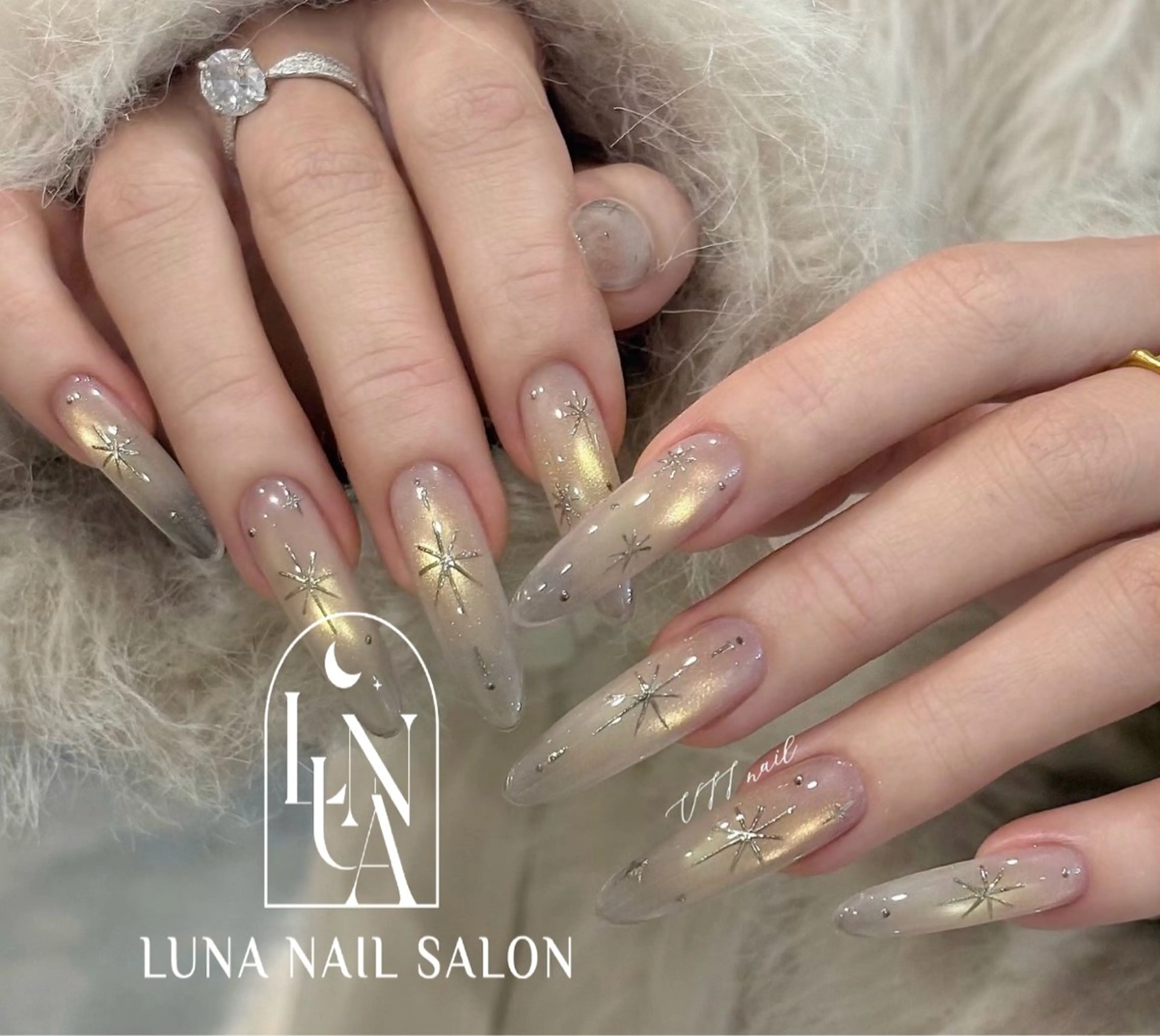 ネイル アートネイル フレンチネイル ジェルネイル ガラスフレンチ 韓国ネイル ハンドネイル ハンドケア LUNA Nail salon💕のネイルデザイン