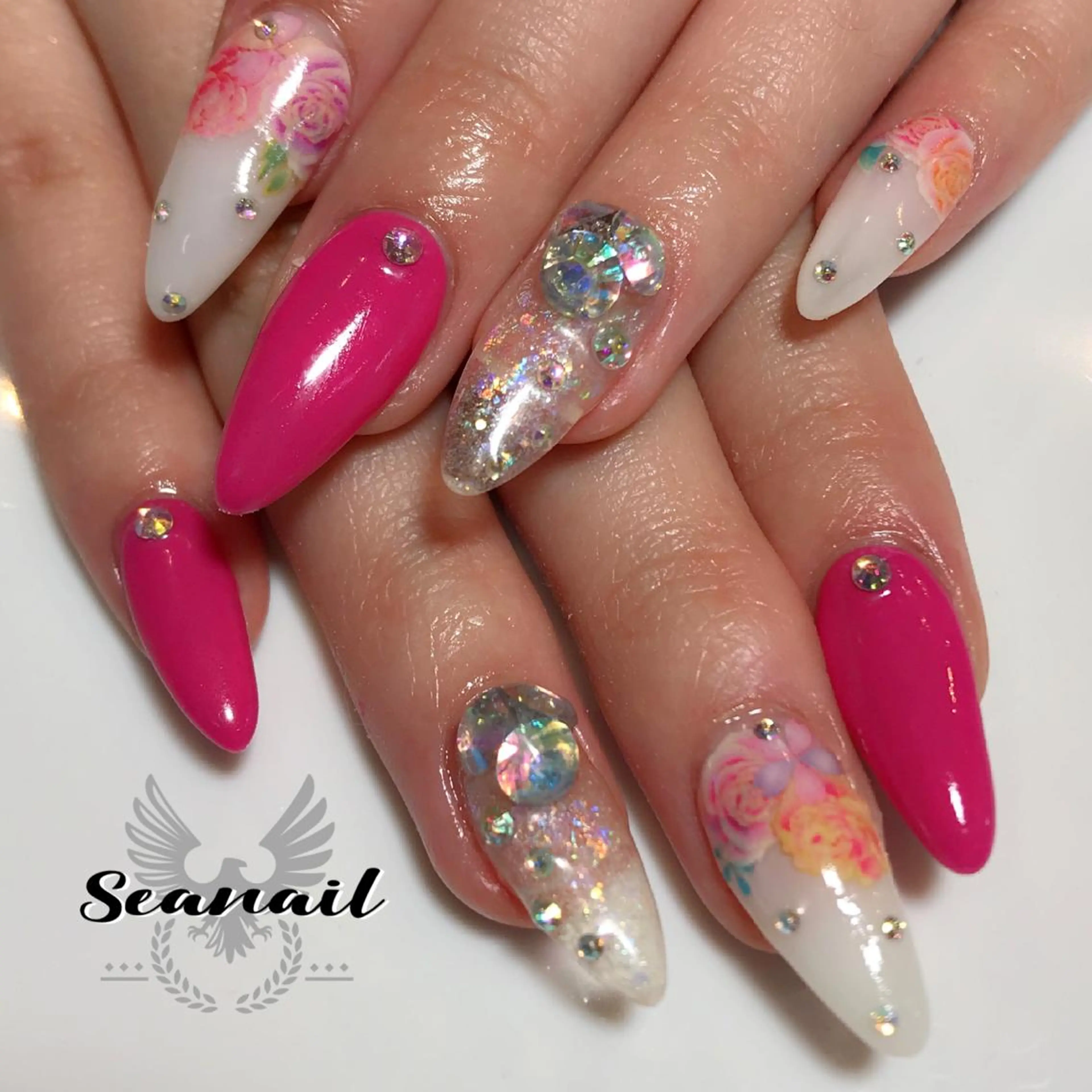 ネイル 小尾 栞のネイルデザイン