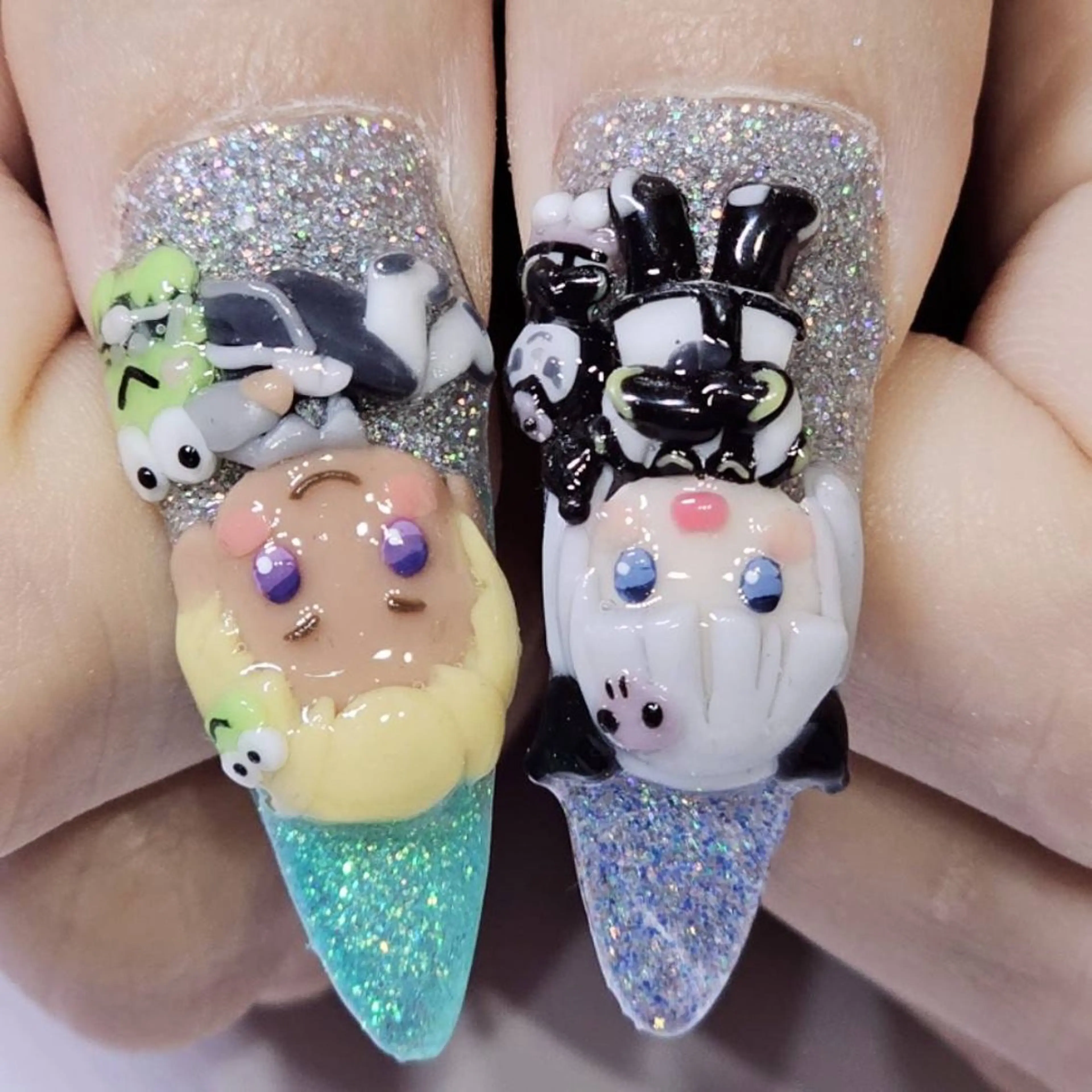 ネイル アートネイル オーロラネイル ブルー グラデーション グリーン ハンドネイル よしだ ひろきのネイルデザイン