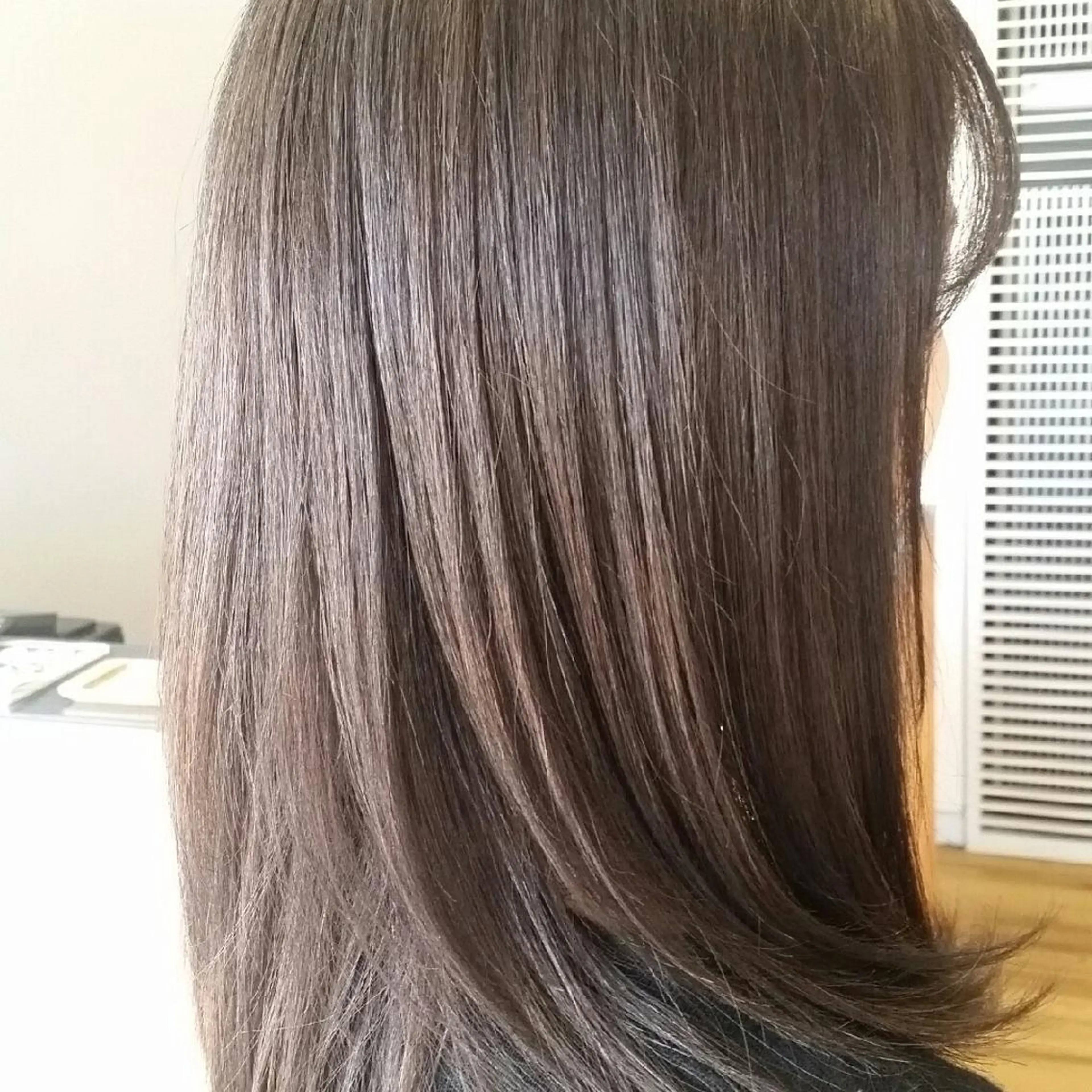 カラー 堀 望美のヘアスタイル