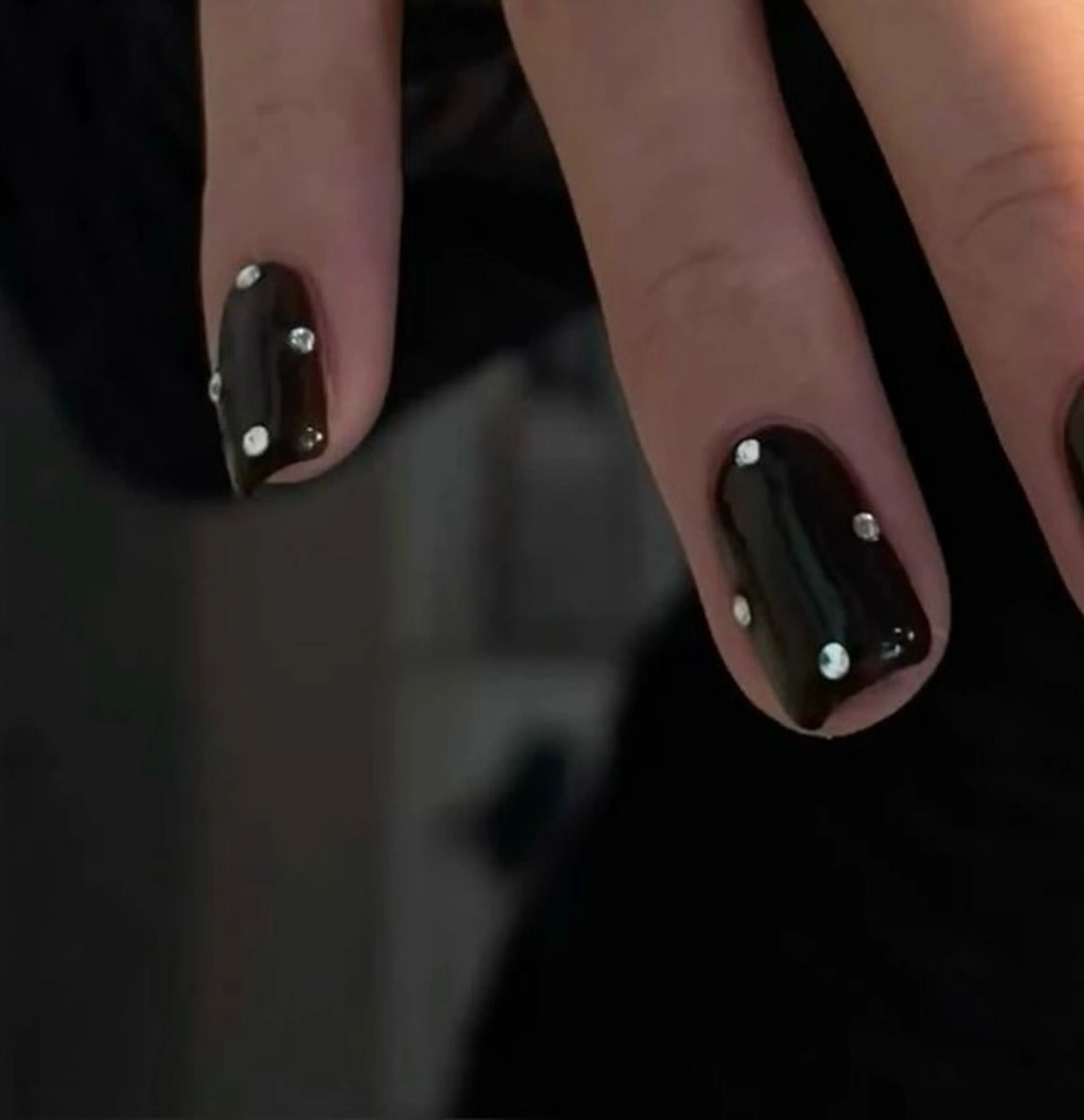 【オフィス向け〇】ワンカラー /ラメグラ/＋パーツ2本の写真