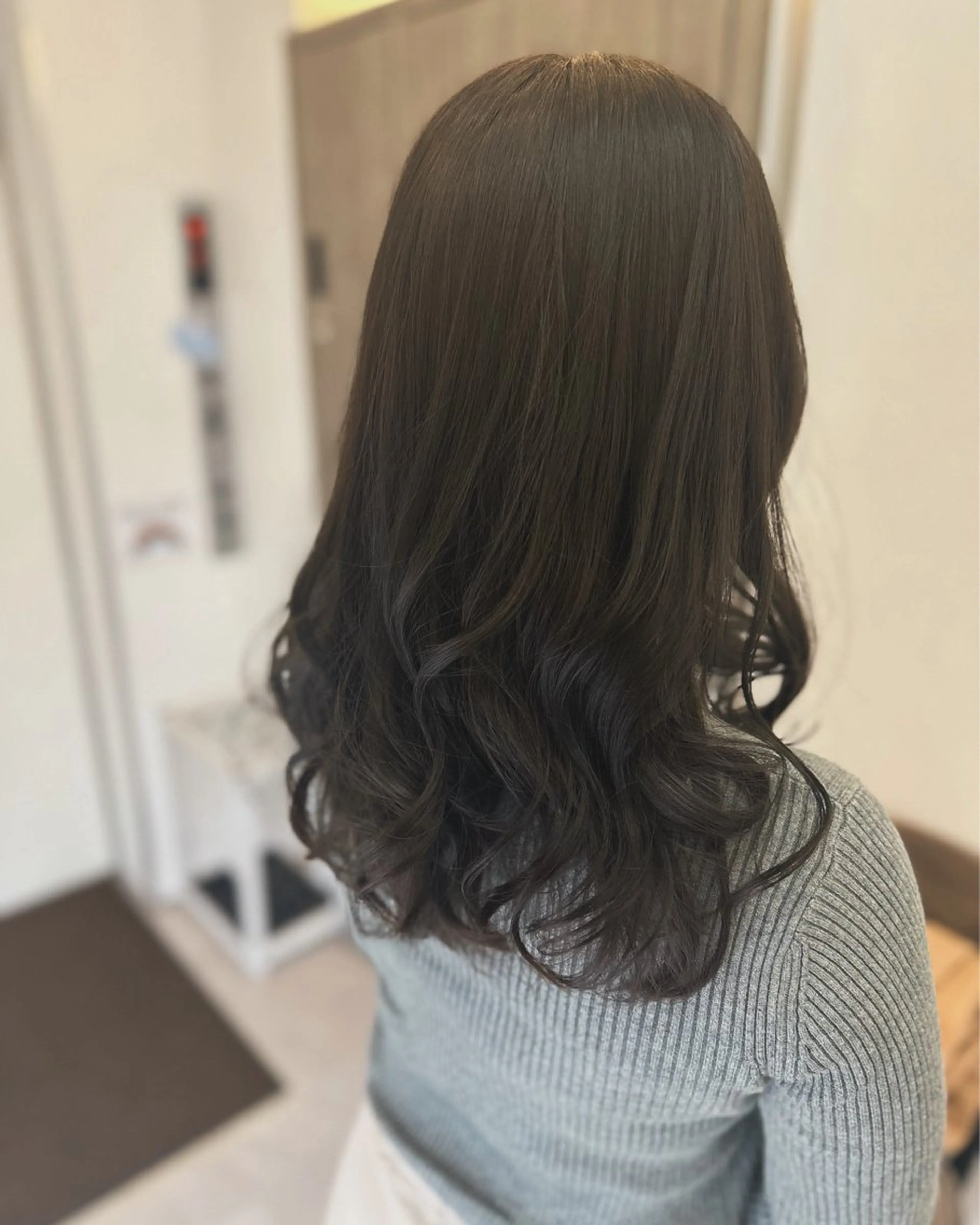 カラー ベージュカラー オリーブベージュ カット ヘアカラー トリートメント ⟡.·mamiya 縮毛矯正/ヘアセットのヘアスタイル