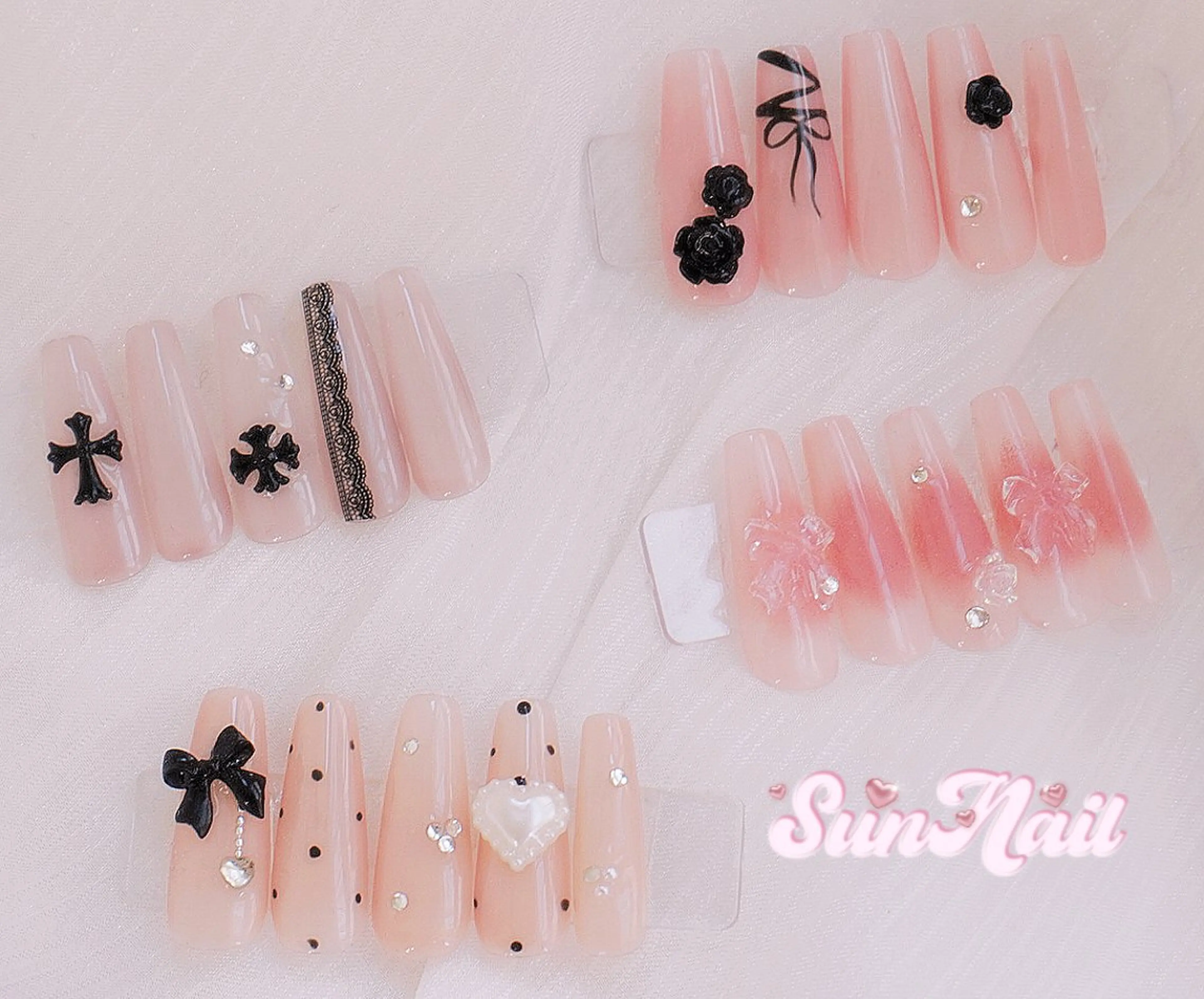 ネイル チークネイル 長さ出し フラワーネイル フレンチネイル ガーリー ハンドネイル ハンドケア Sun Nail 池袋のネイルデザイン