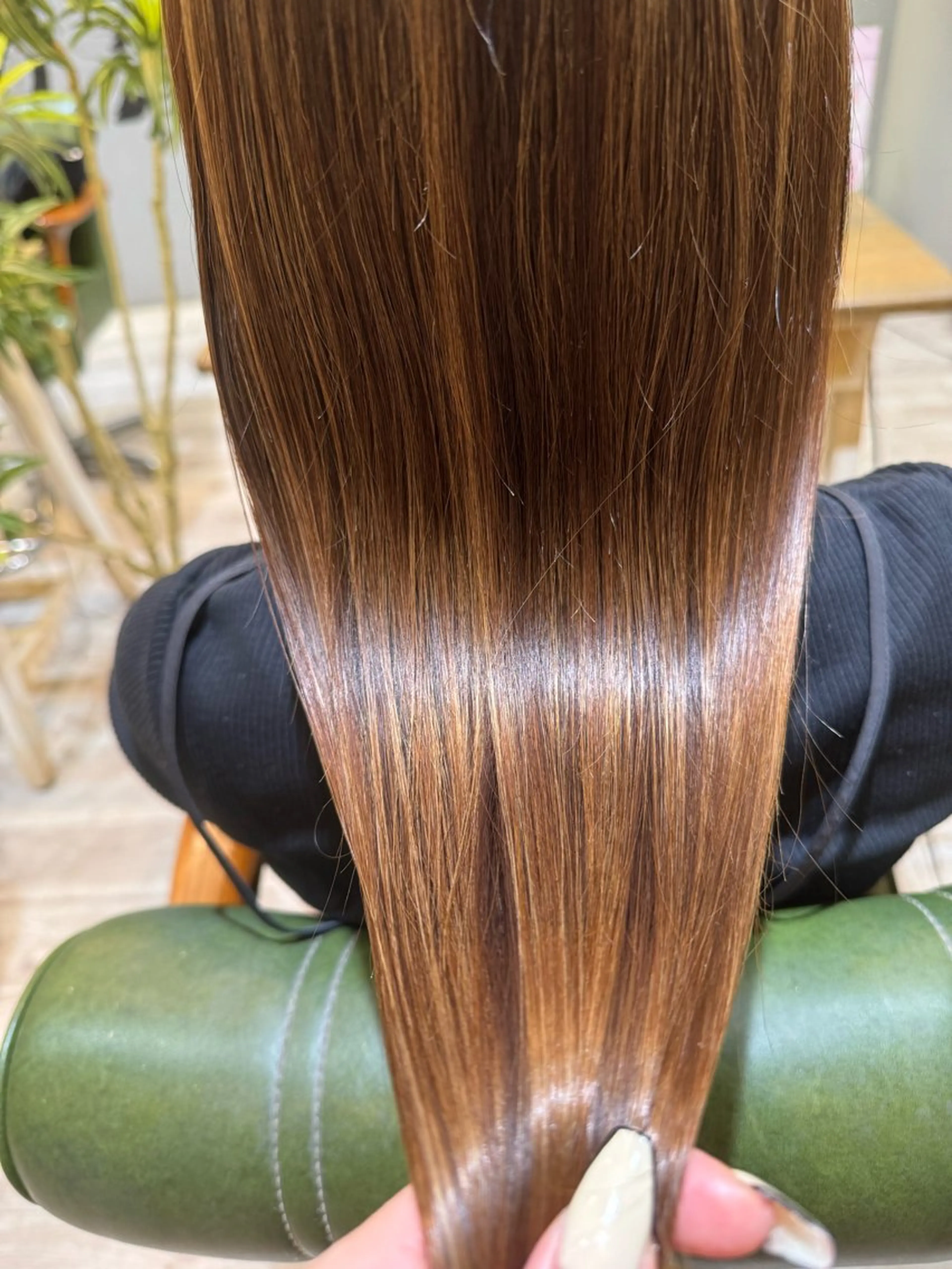 ロング 縮毛矯正 🦋ふくい あやの🦋のヘアスタイル