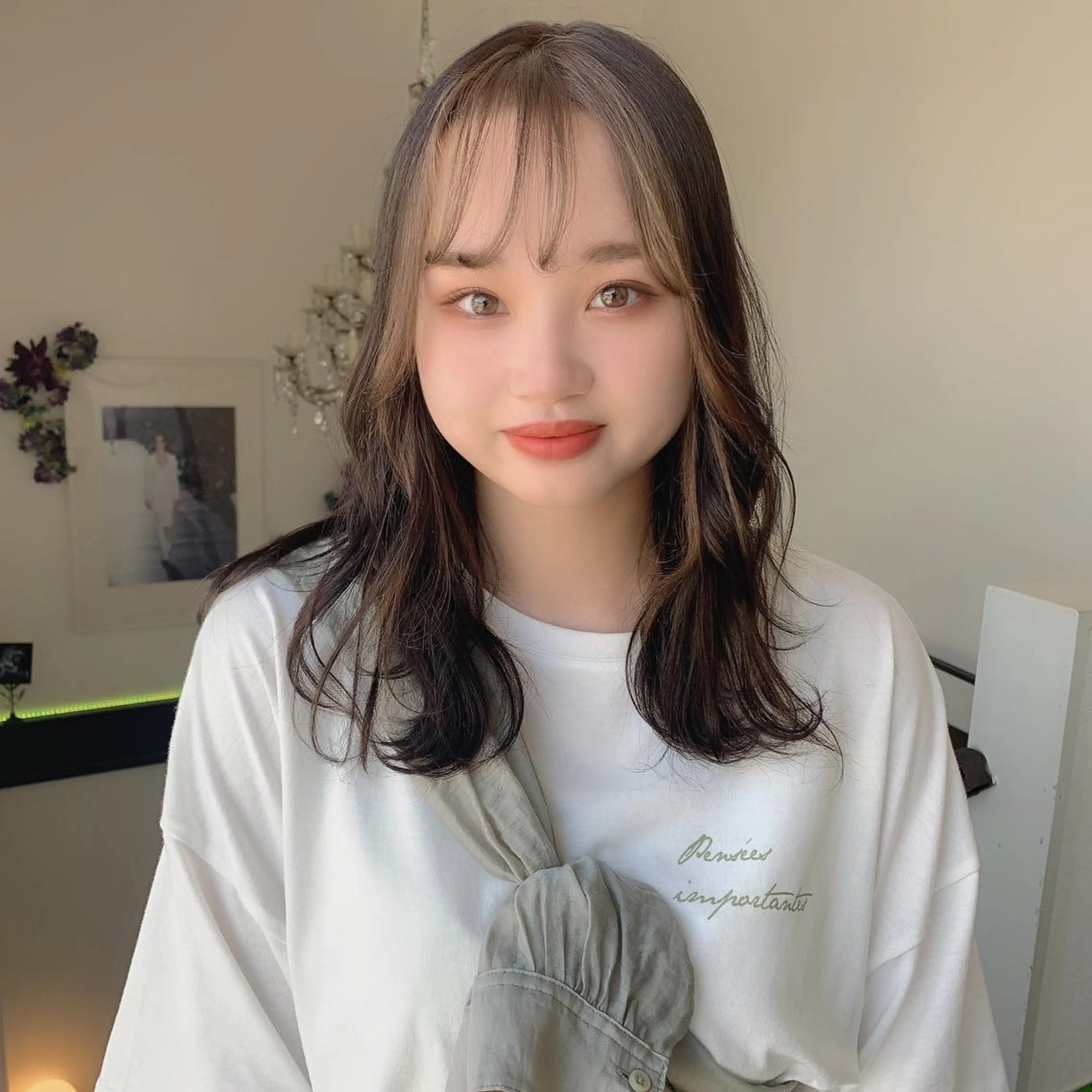 セミロング カラー ヘアカラー 袴田 伊代のヘアスタイル