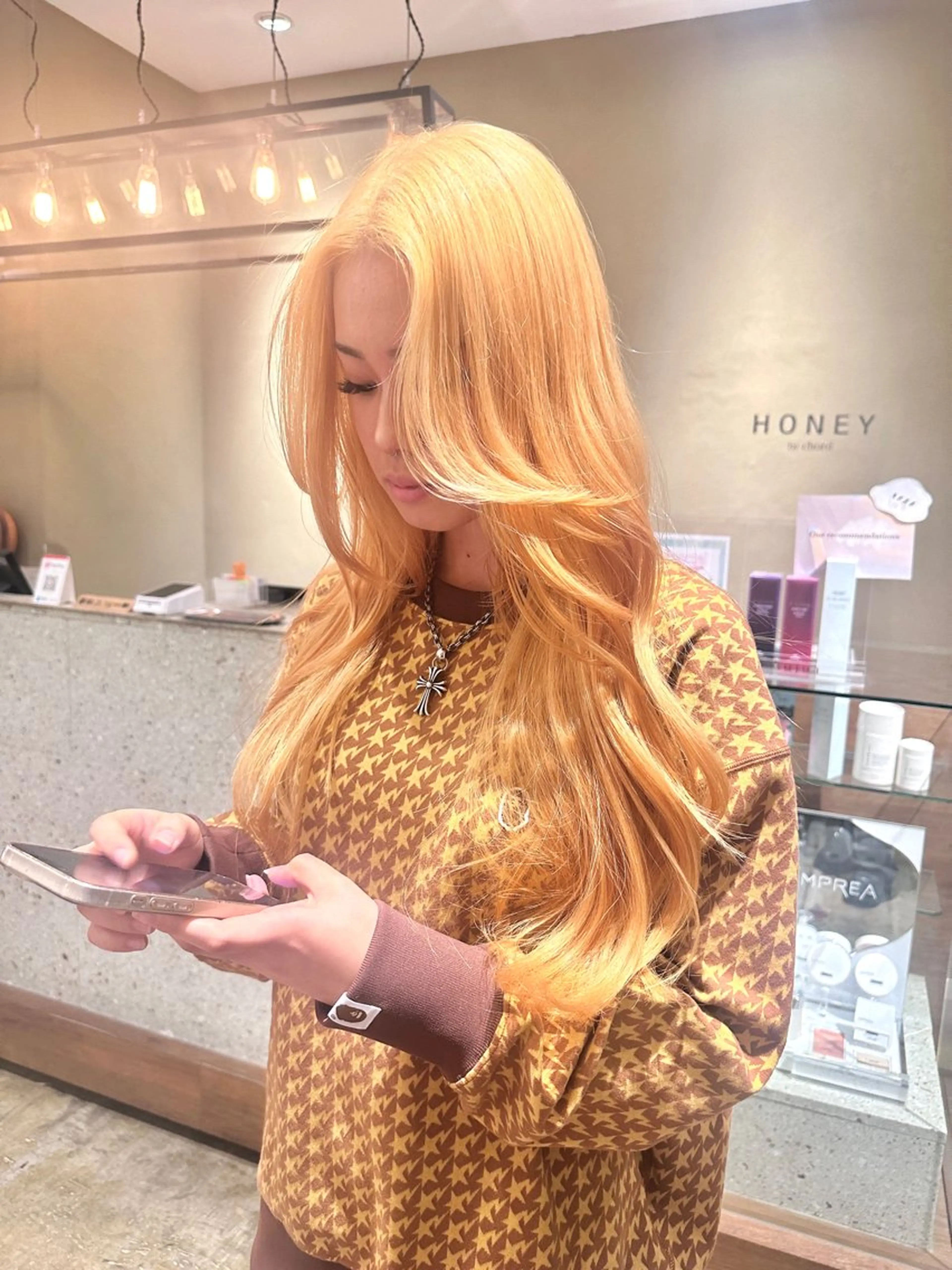 カラー ヘアカラー YUI/レイヤー/ ハッシュカットのヘアスタイル