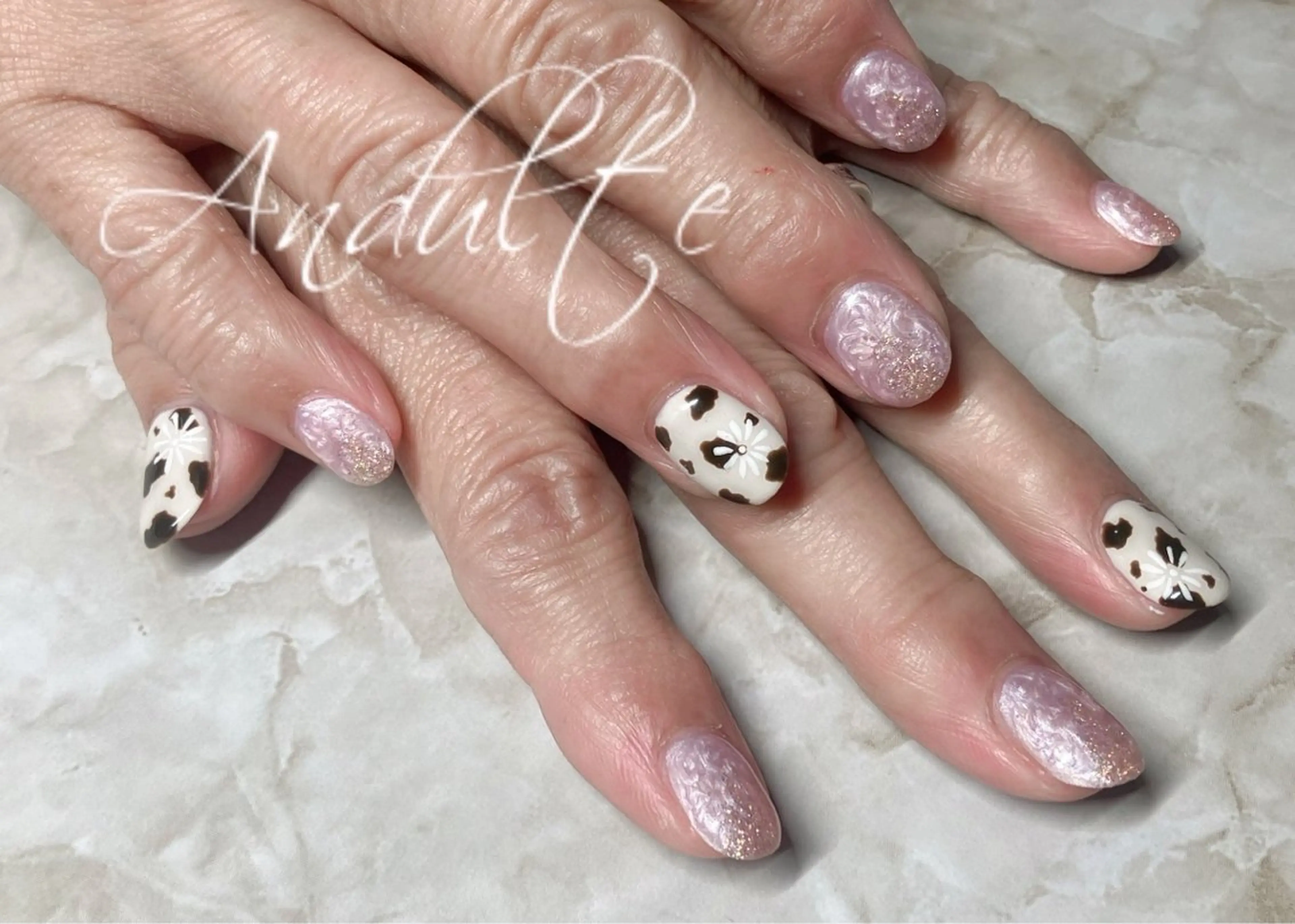 ネイル andulte MAIのネイルデザイン