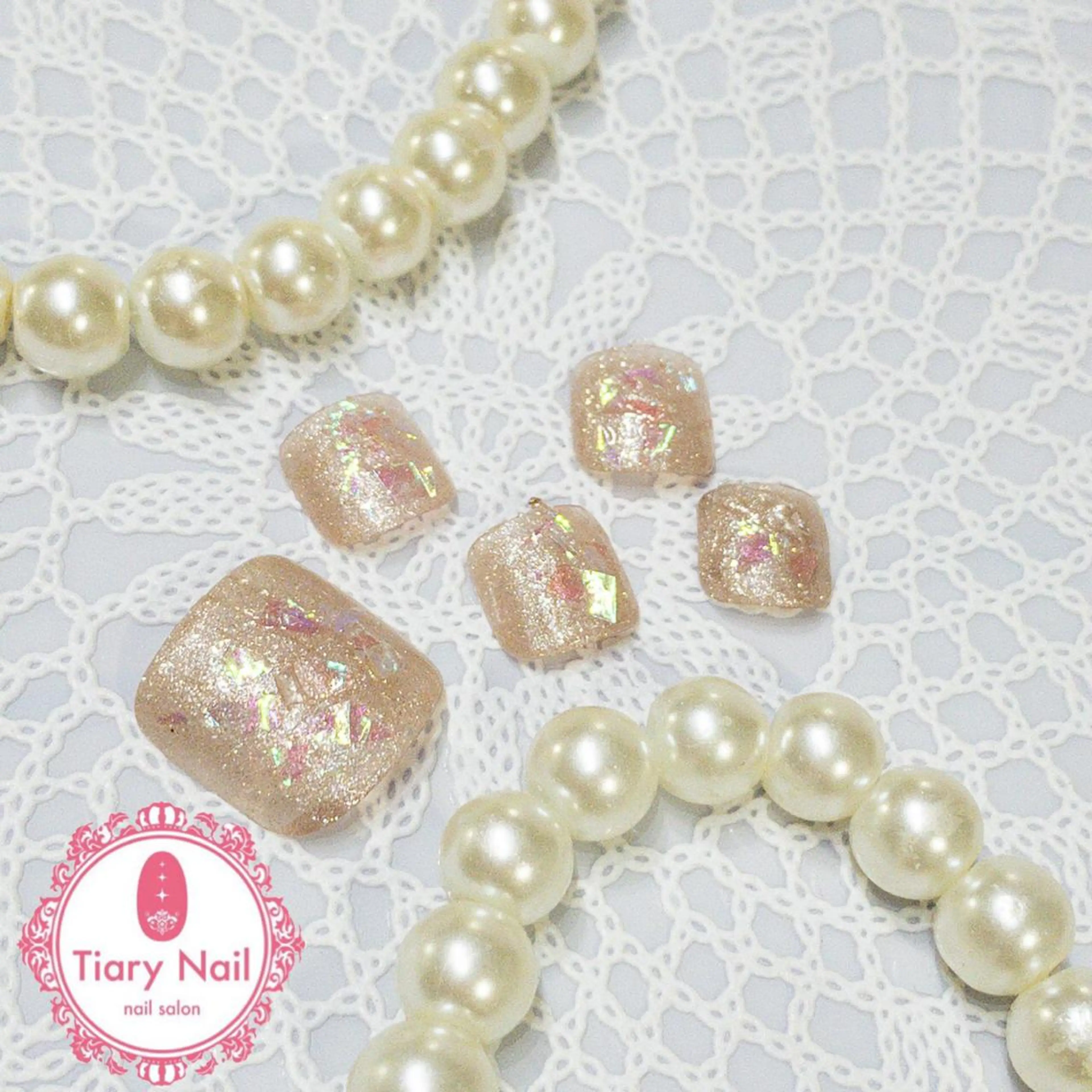 ネイル tiarynail K Kのネイルデザイン