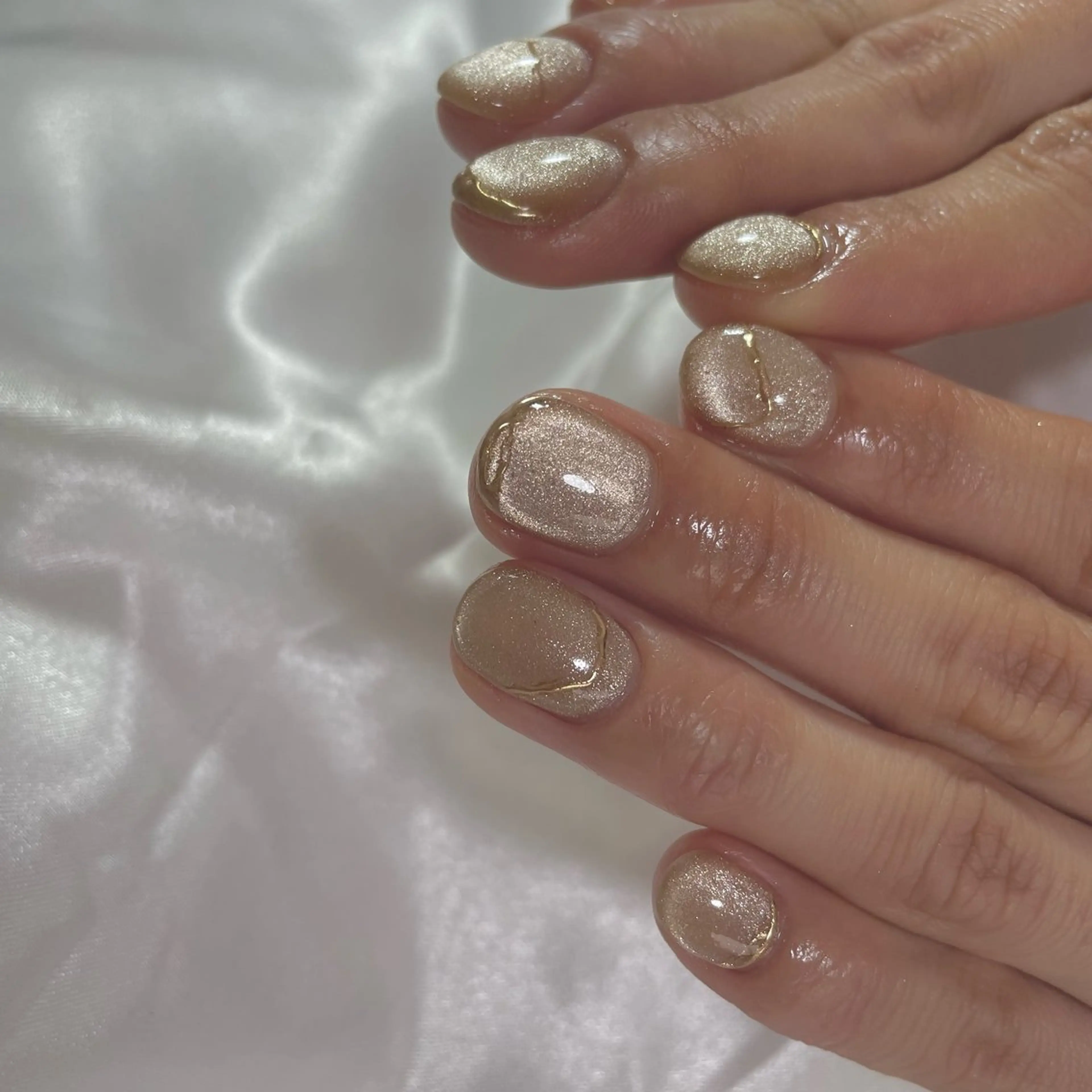 ネイル マグネットネイル ショートネイル 宮當 絵里果のネイルデザイン