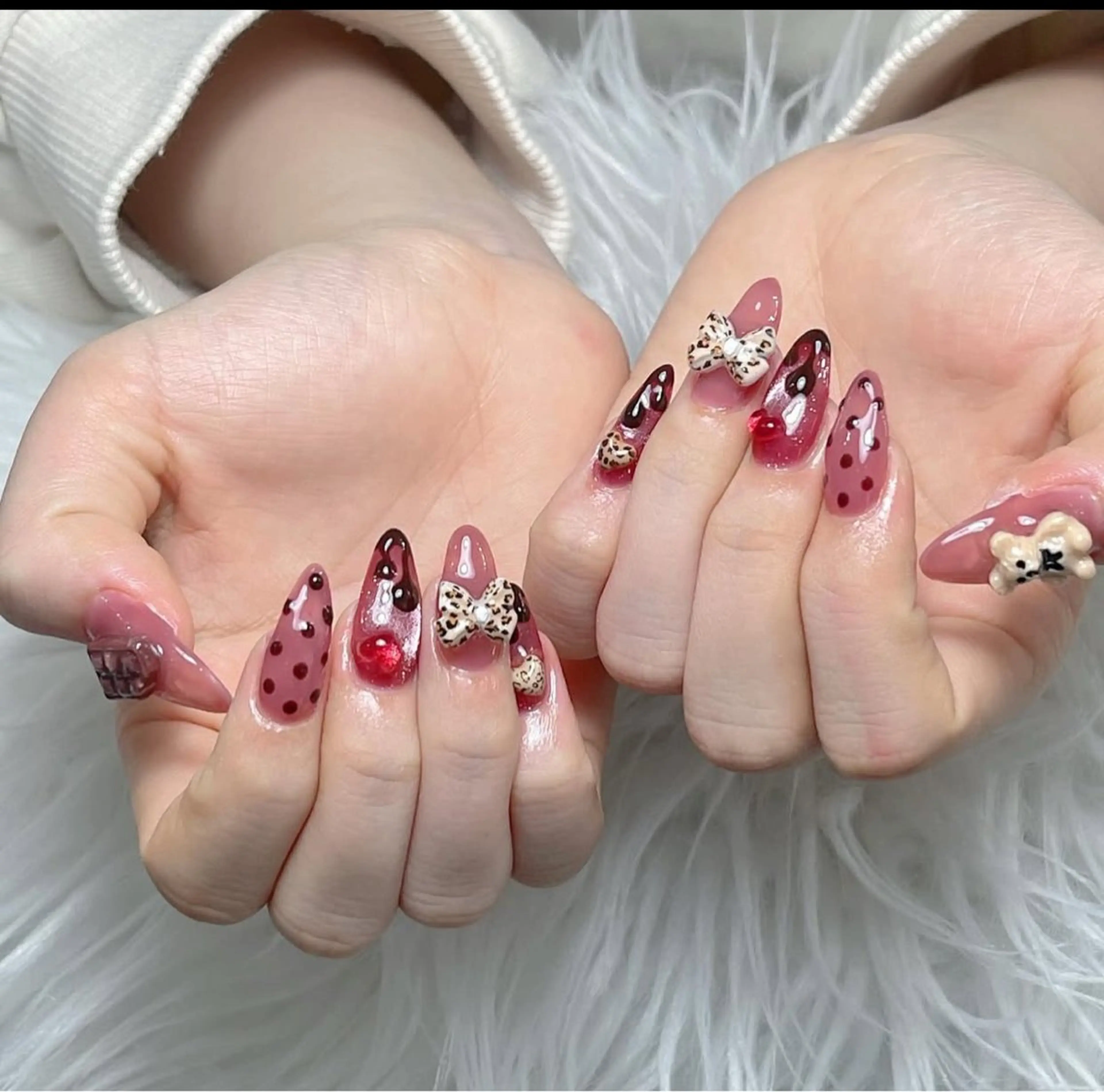 ネイル アートネイル ジェルネイル マグネットネイル ニュアンスネイル シンプルネイル ハンドネイル Ryunail所属・Ryu Nail NekoChanのネイルデザイン