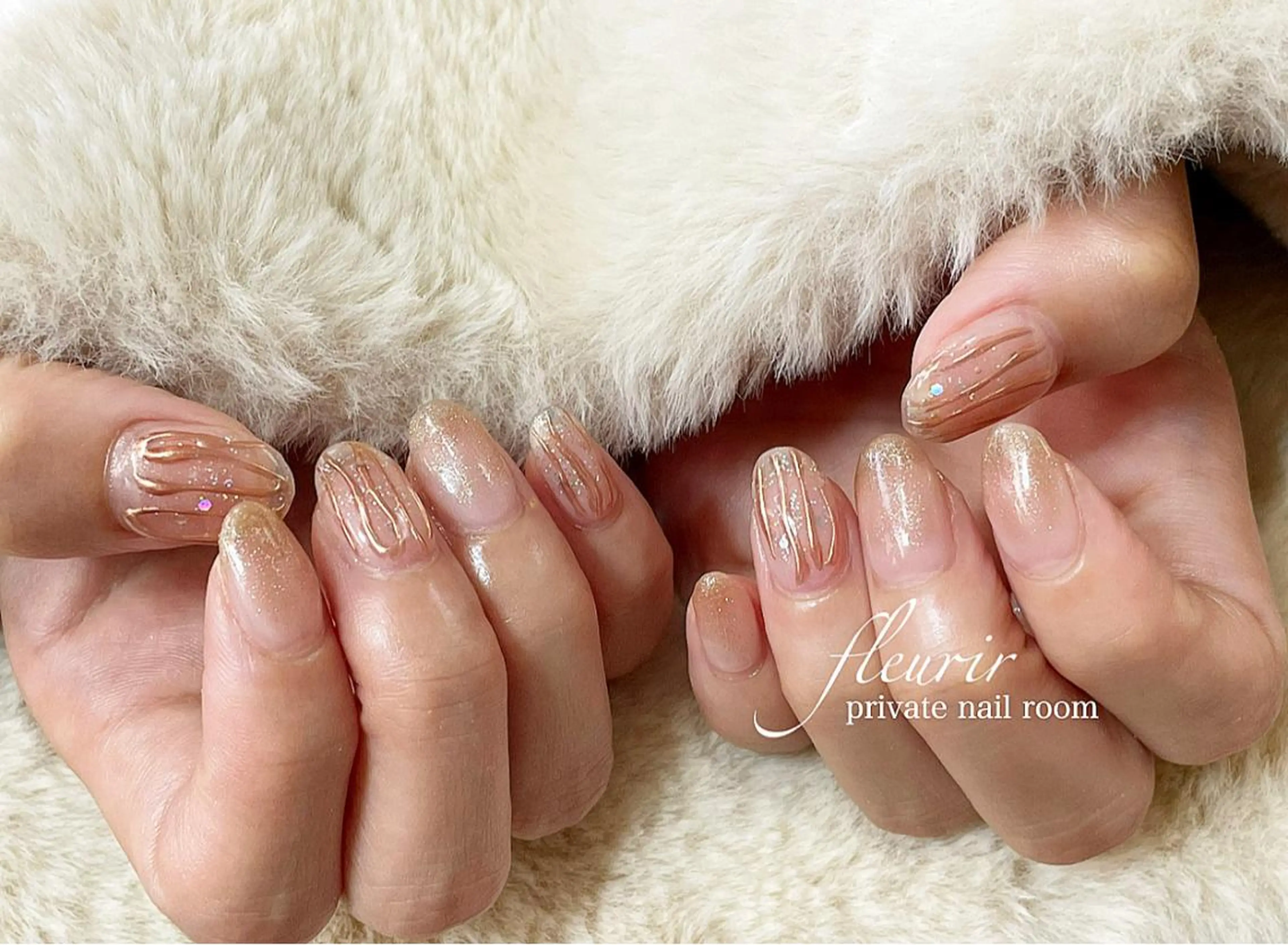 ネイル アートネイル ゴールド グラデーション キラキラネイル ミラーネイル フルリール 【プライベートサロンのネイルデザイン