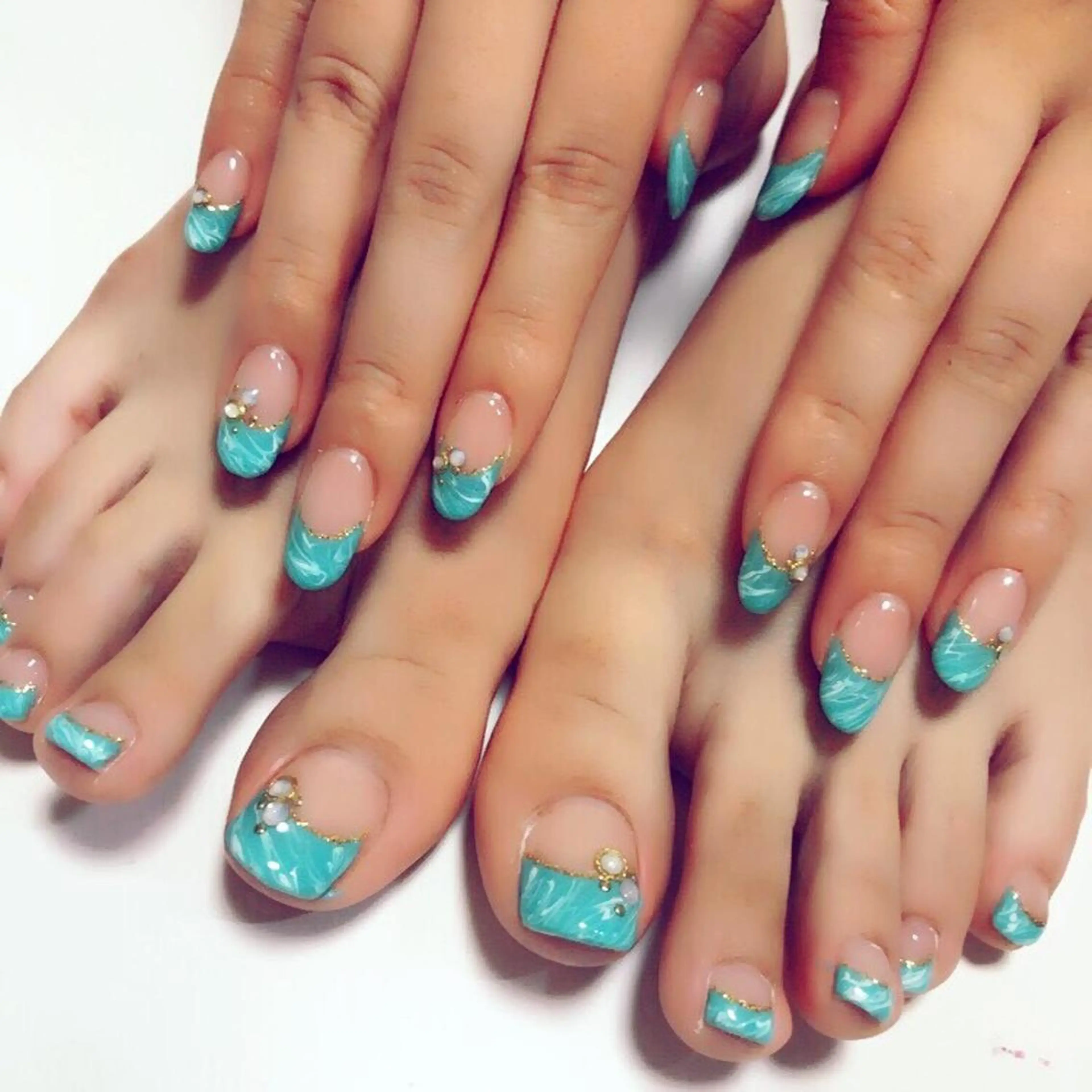 ネイル アートネイル フットネイル 安藤 Charlotteのネイルデザイン