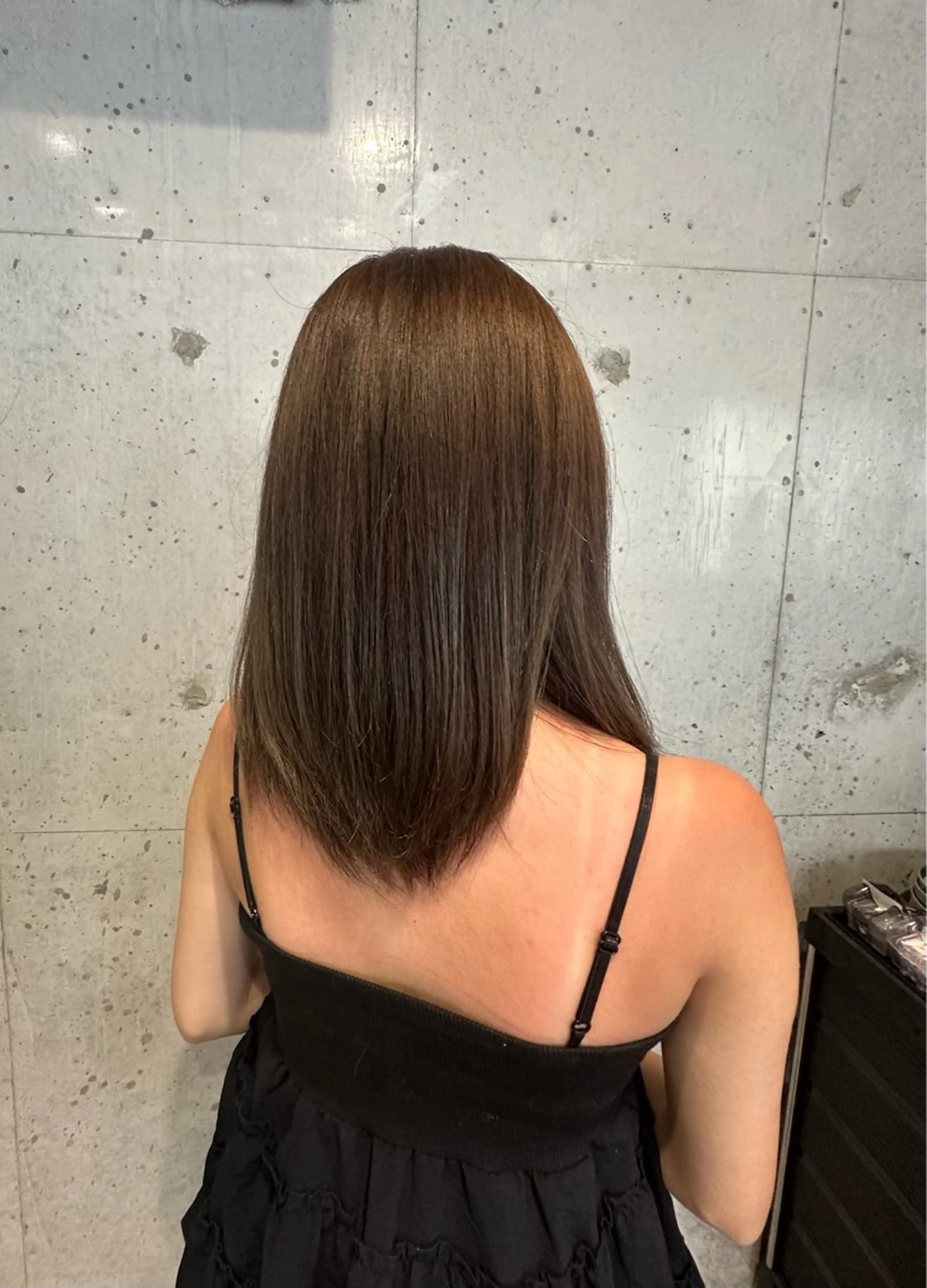 ミディアム カラー 金澤 花のヘアスタイル