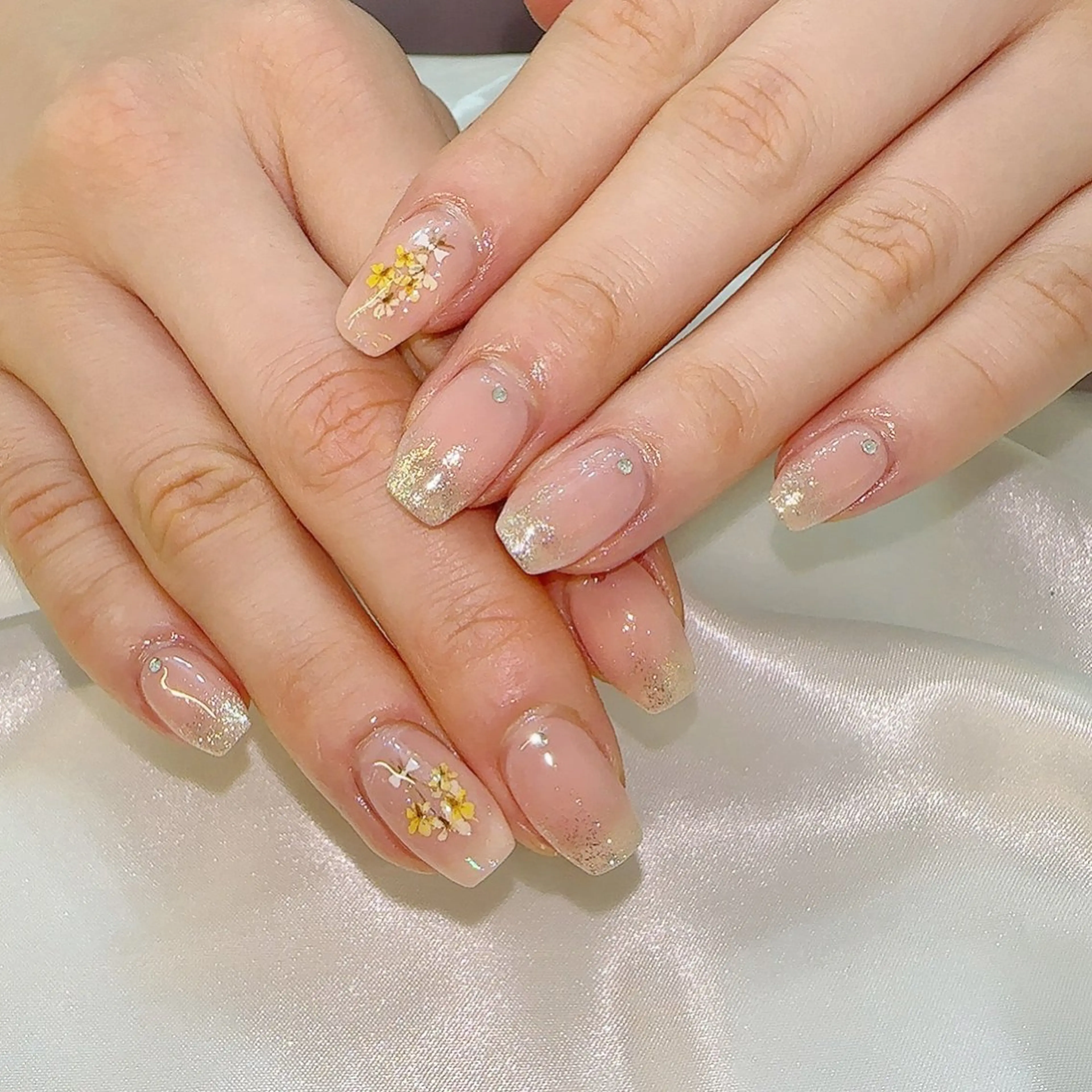 ネイル ハンドネイル Elegancia. Hiromiのネイルデザイン